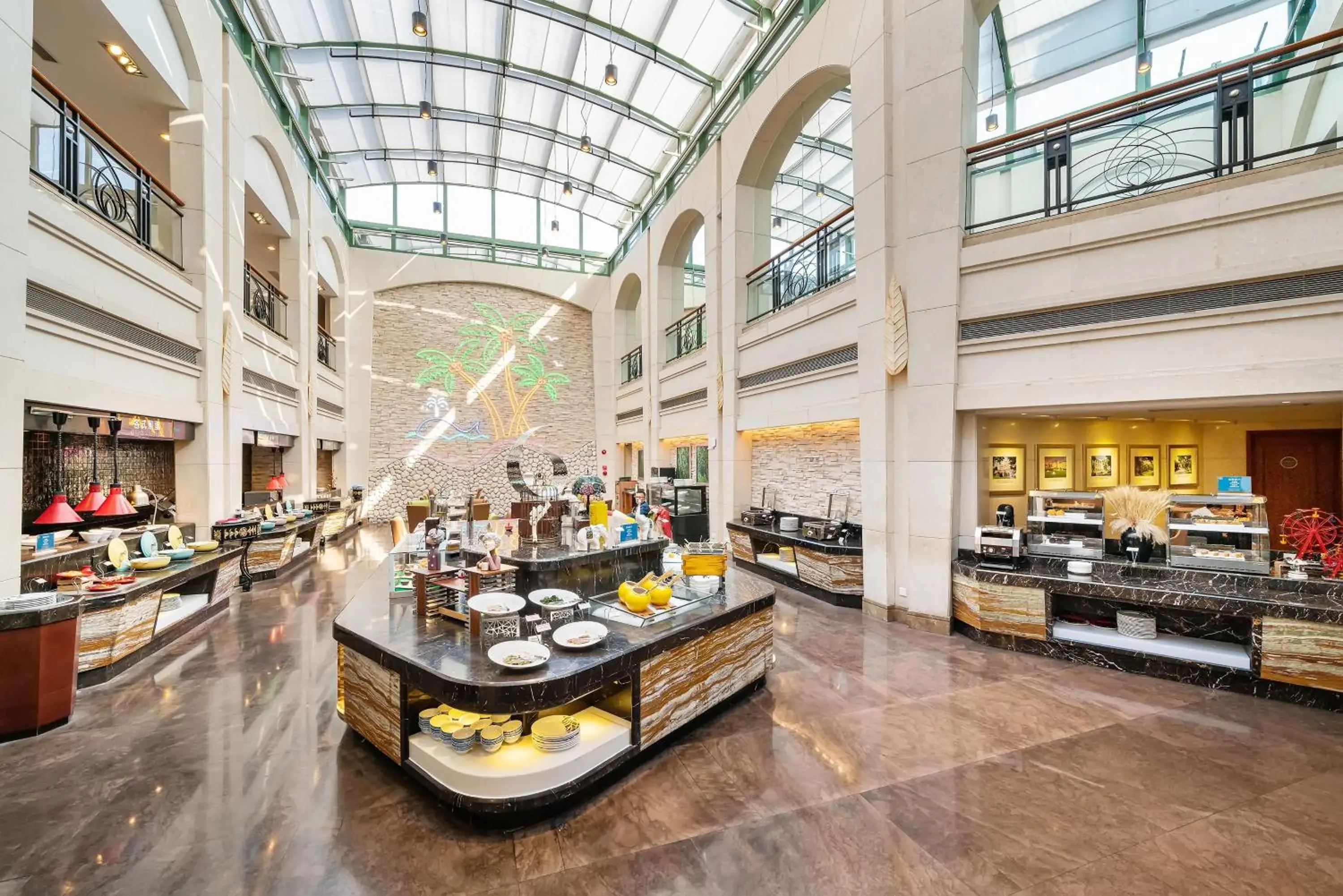 Restaurant/places to eat in Hong Qiao State Guest House Restaurant/places to eat in Hong Qiao State Guest House