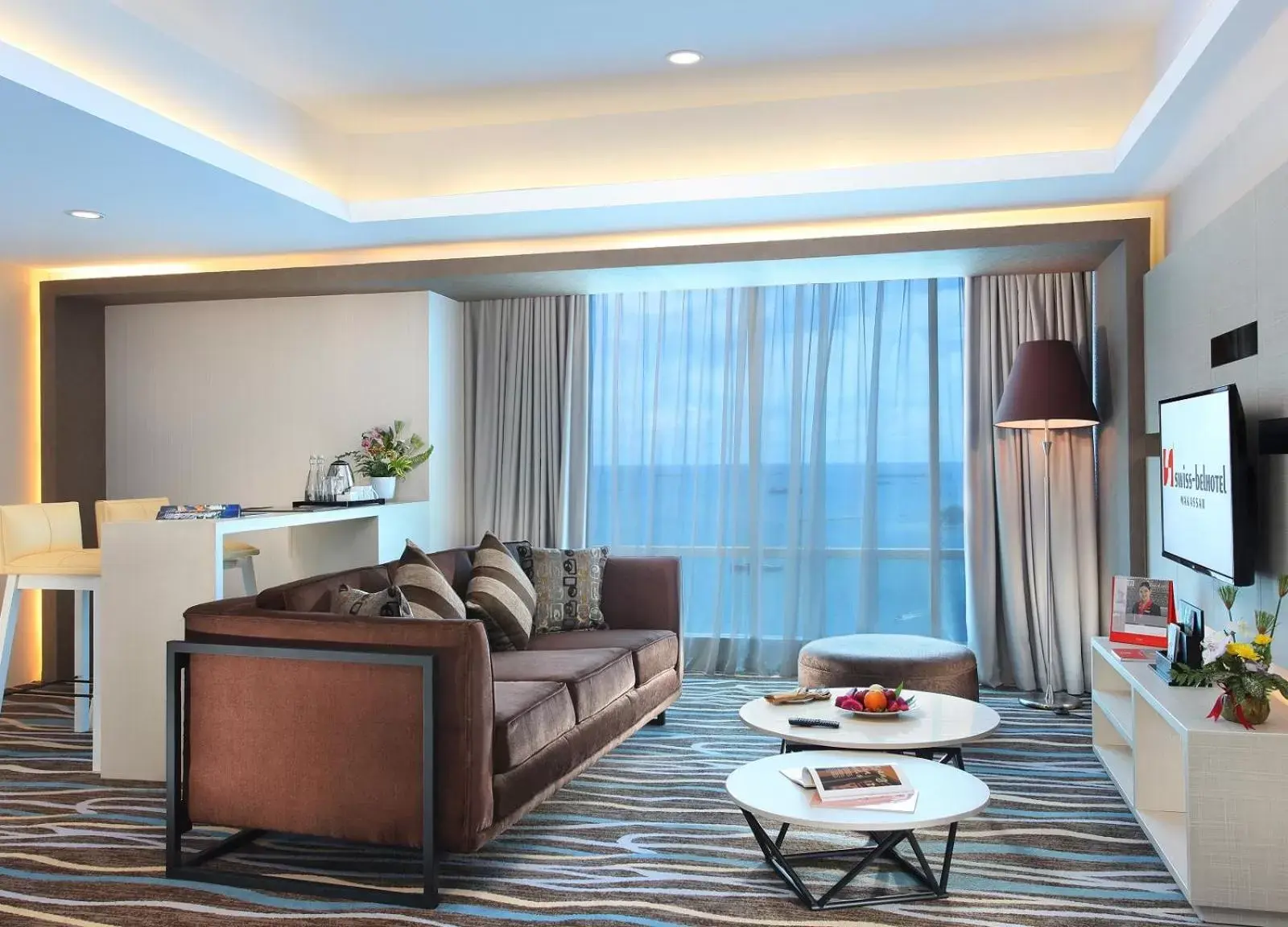 Guests, Seating Area in Swiss-Belhotel Makassar