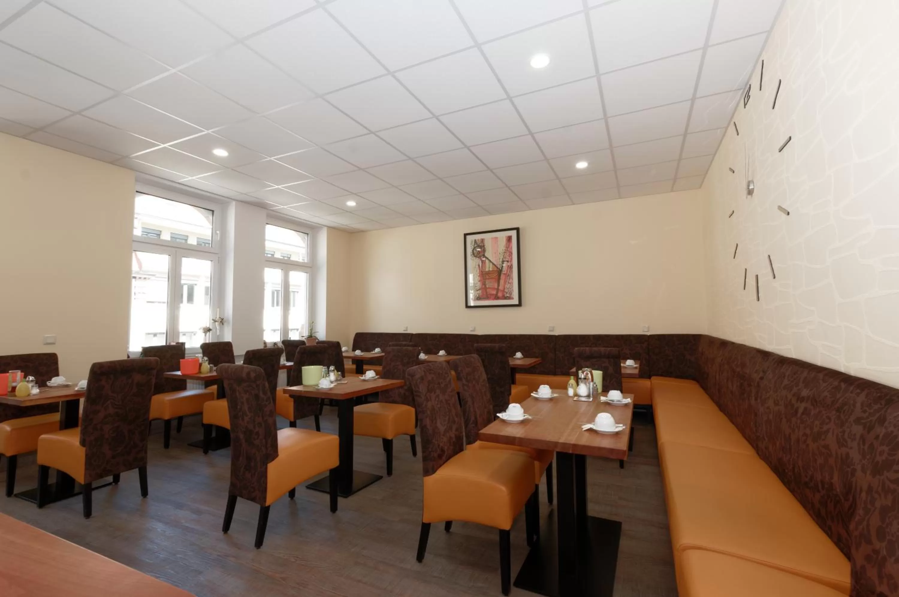 Restaurant/places to eat in PrivatHotel Probst