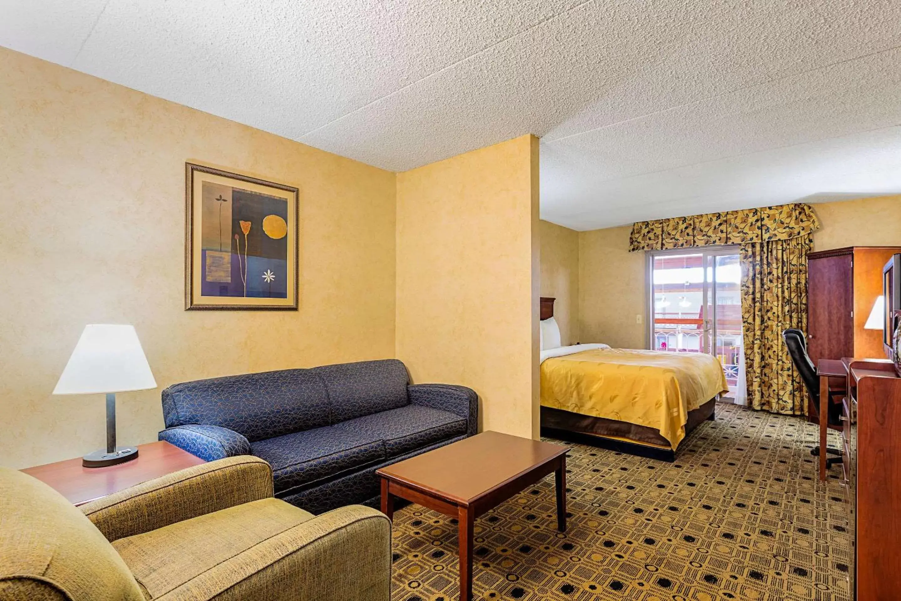 Photo of the whole room in Quality Inn & Suites Coldwater near I-69