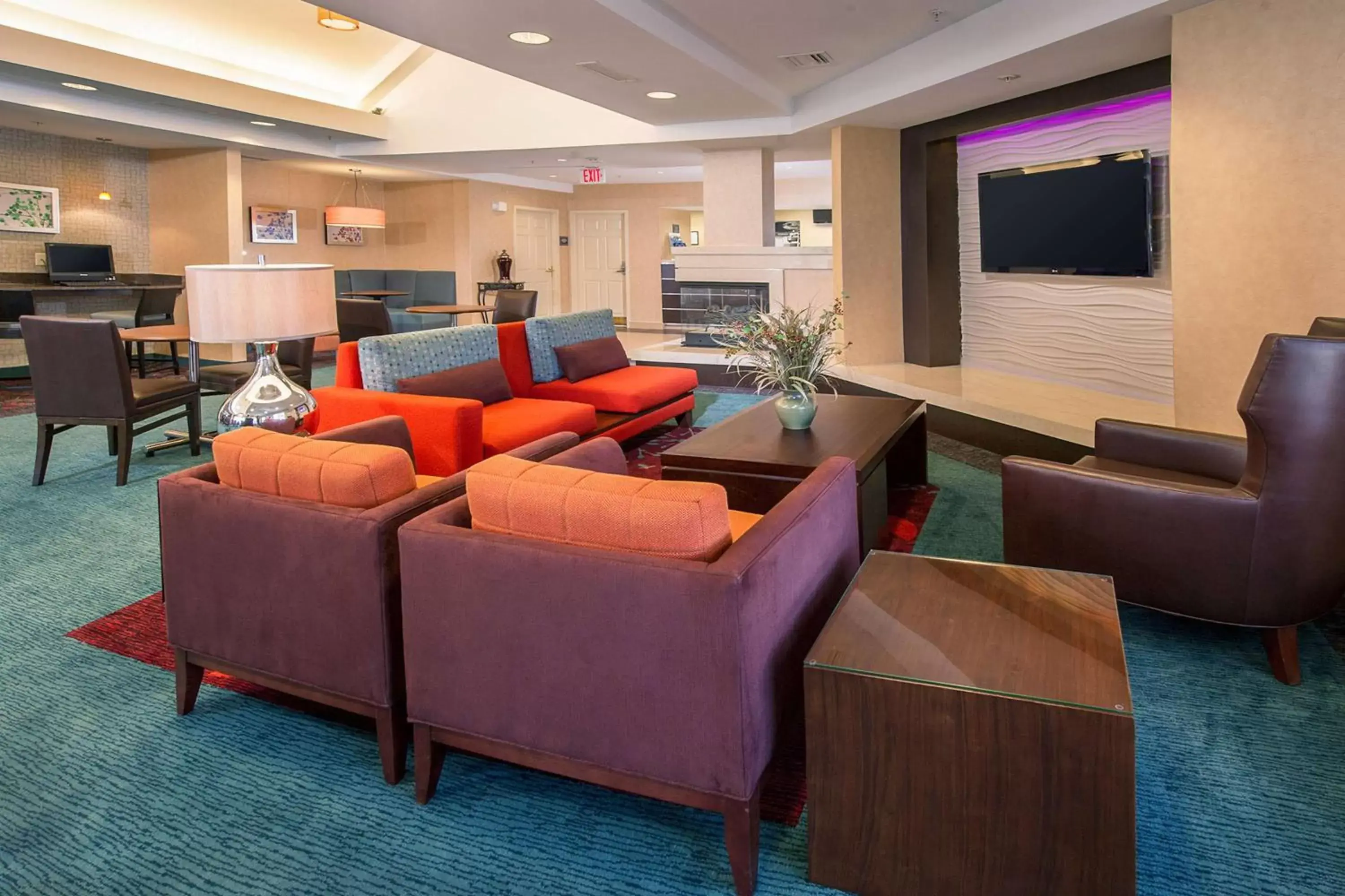 Lobby or reception, Seating Area in Sonesta ES Suites Charlottesville University
