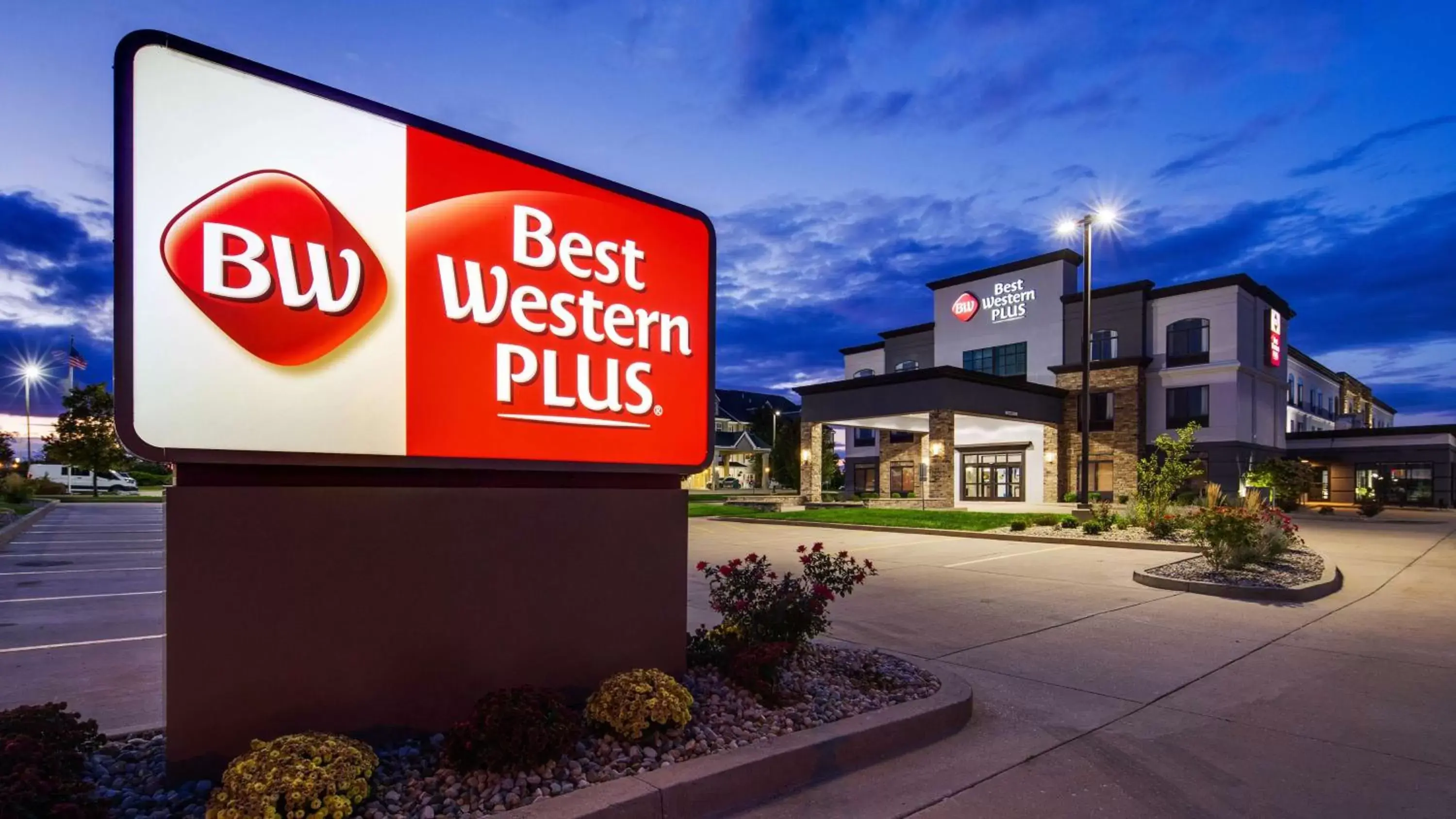 Property Building in Best Western Plus Champaign/Urbana Inn