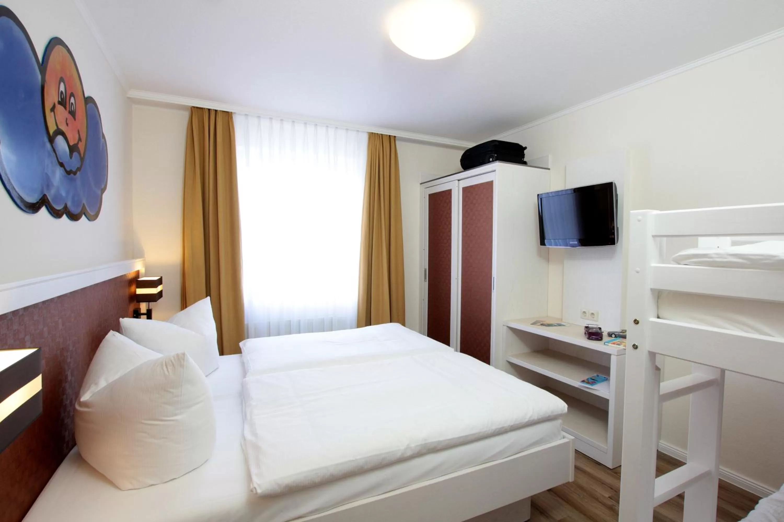 Bed in Park Hotel Sellin