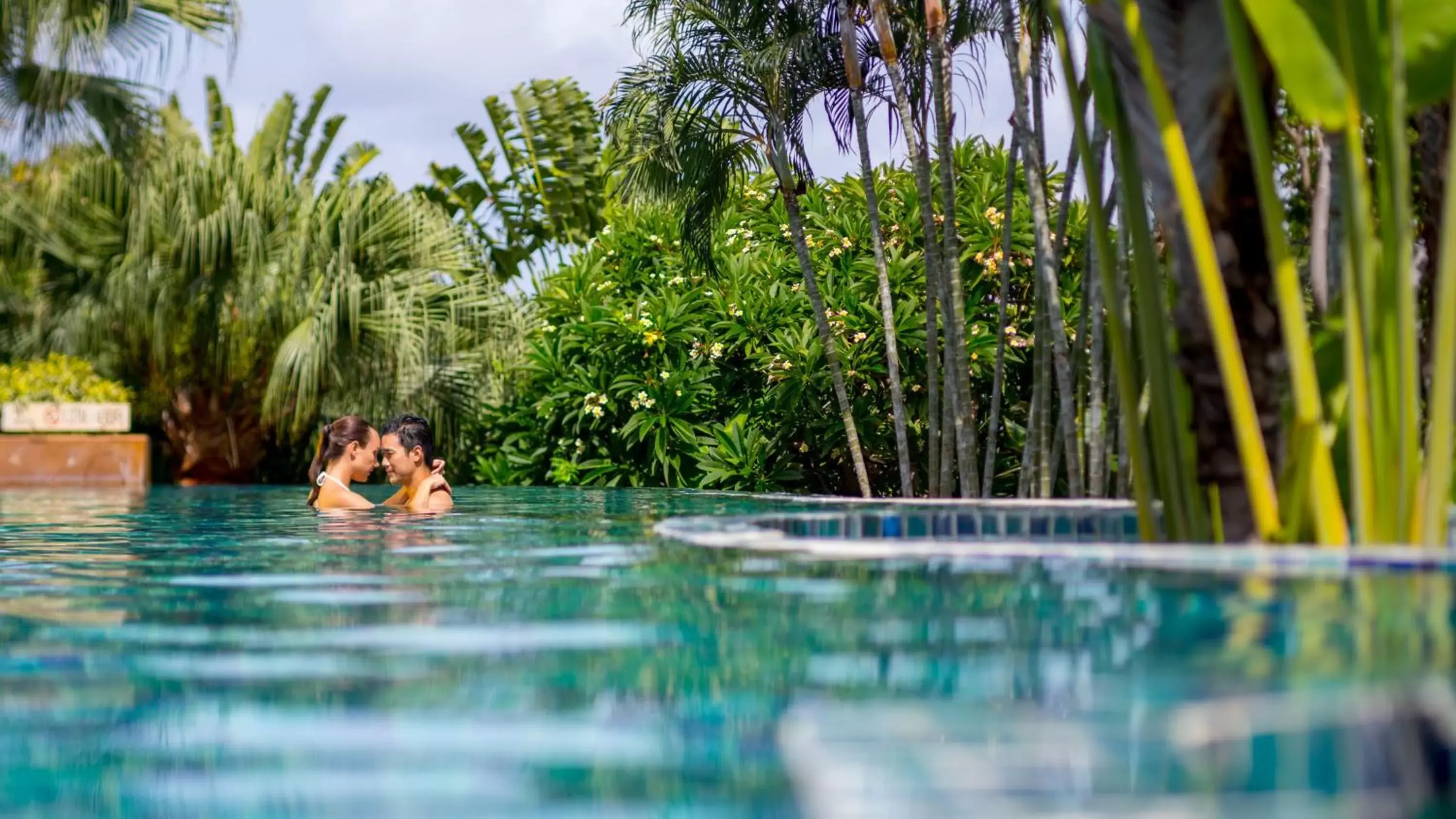 Swimming Pool in InterContinental Pattaya Resort, an IHG Hotel