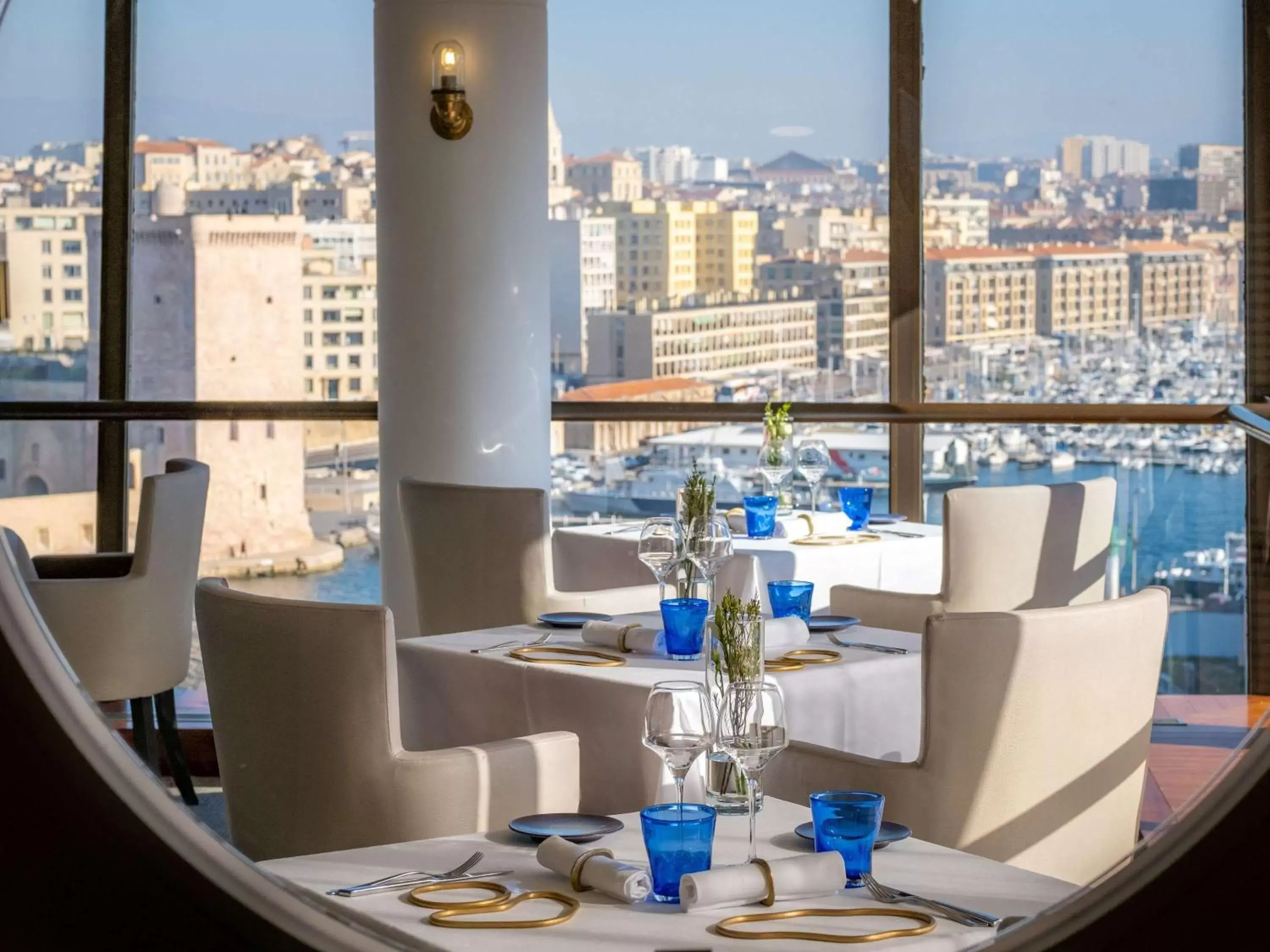 Restaurant/Places to Eat in Sofitel Marseille Vieux-Port