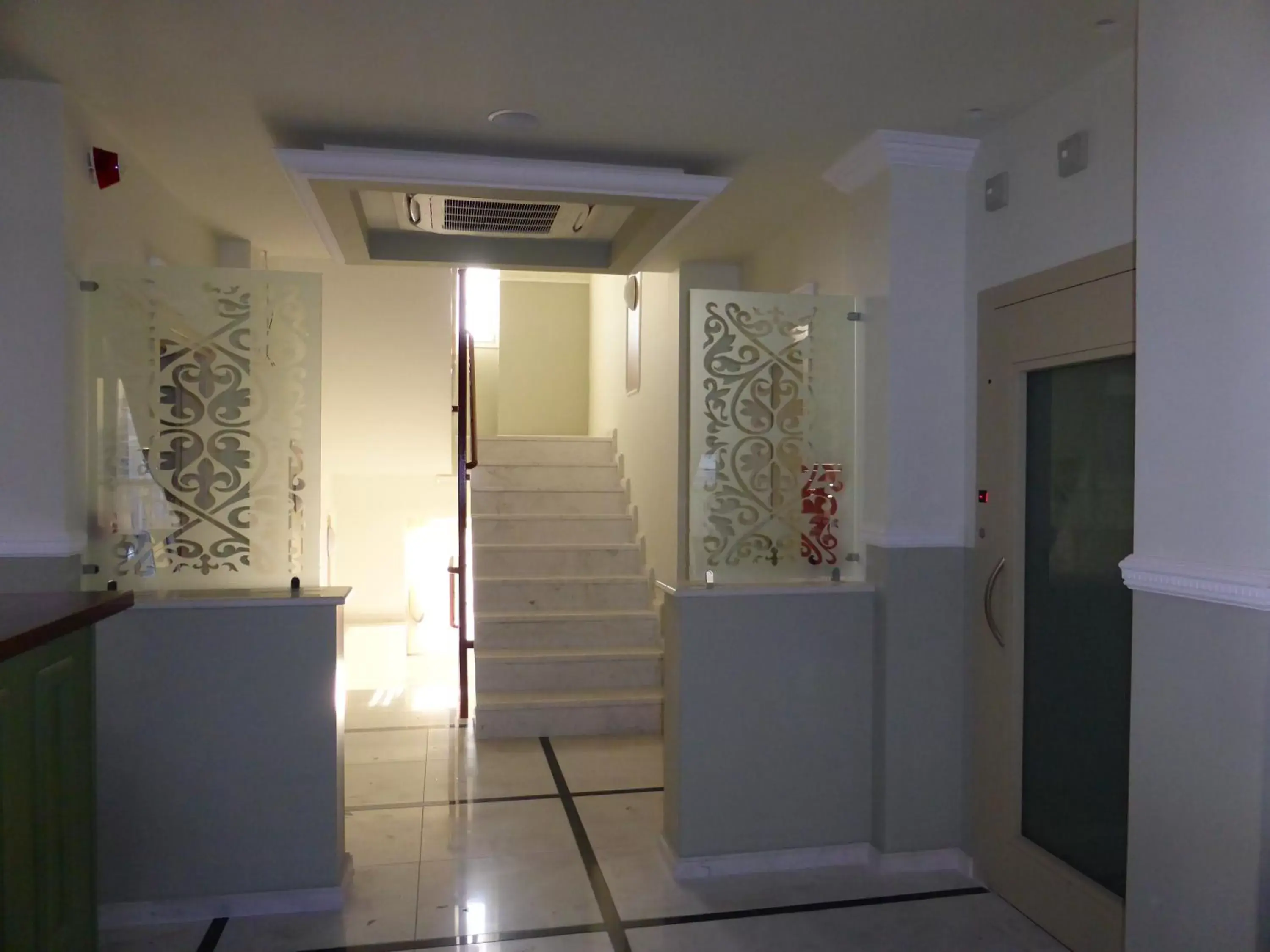 Property building, Lobby/Reception in HOTEL TSARSI