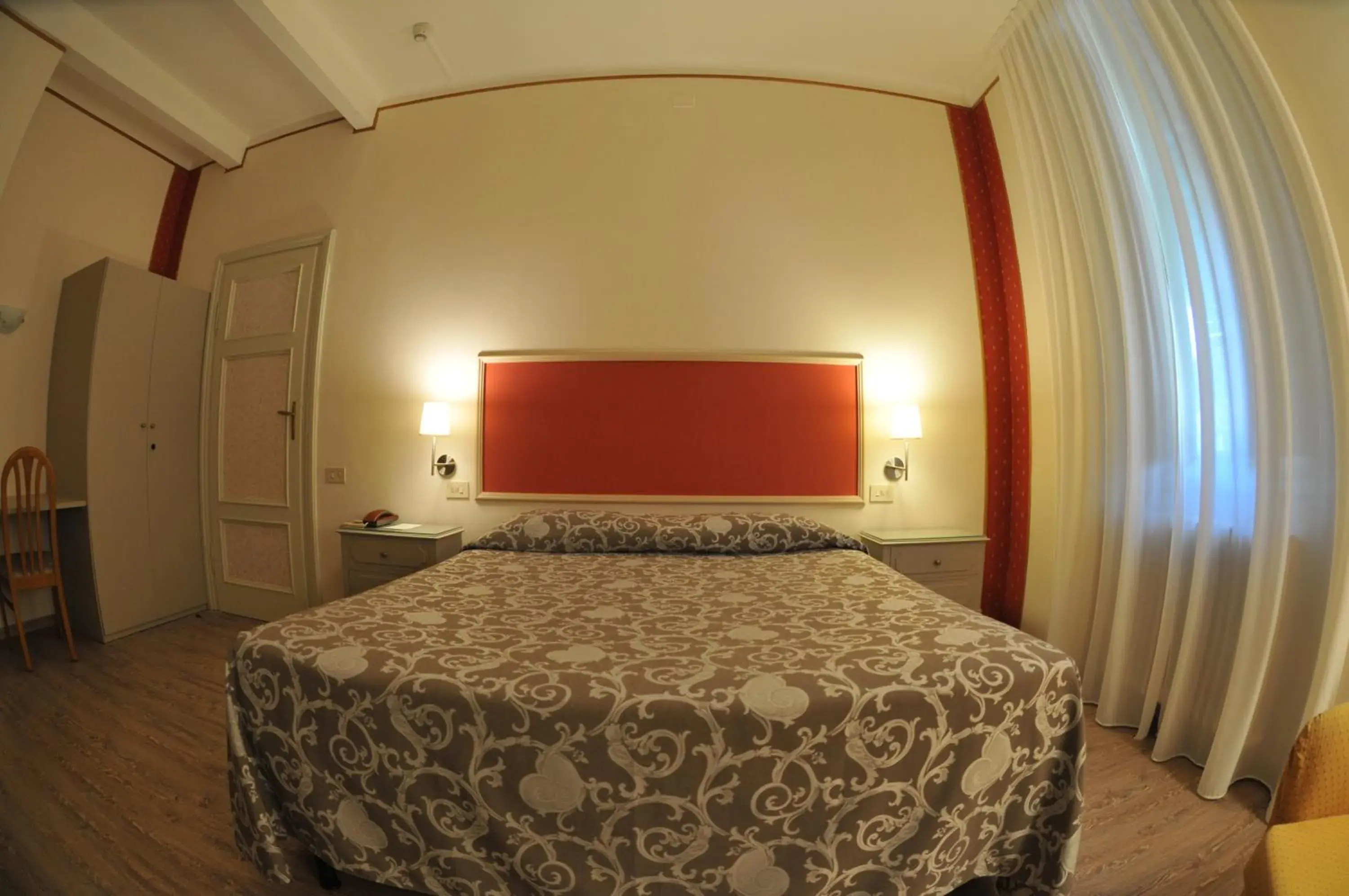 Bedroom, Bed in Hotel Stipino
