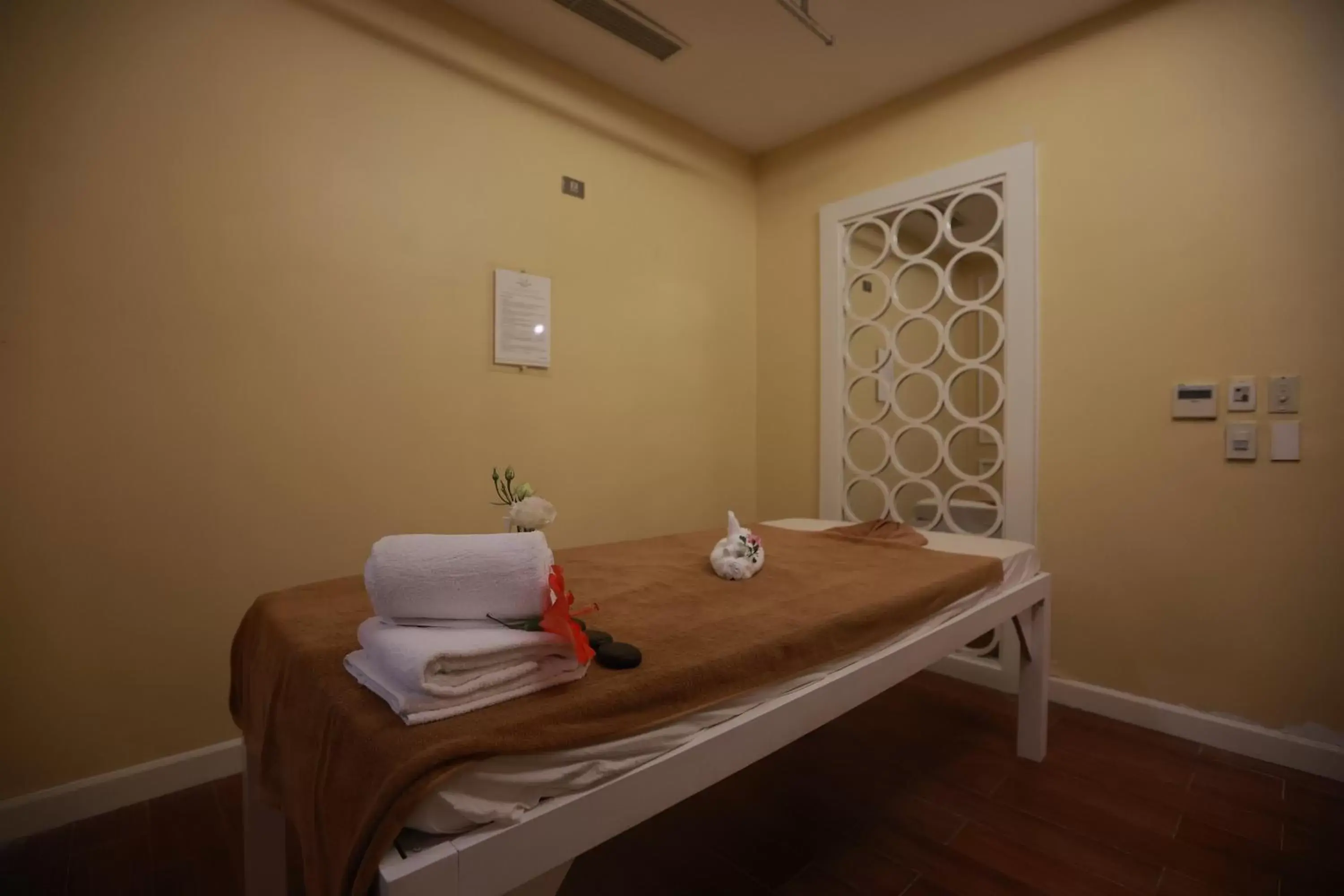 Spa and wellness centre/facilities, Bed in Muong Thanh Holiday Hoi An Hotel