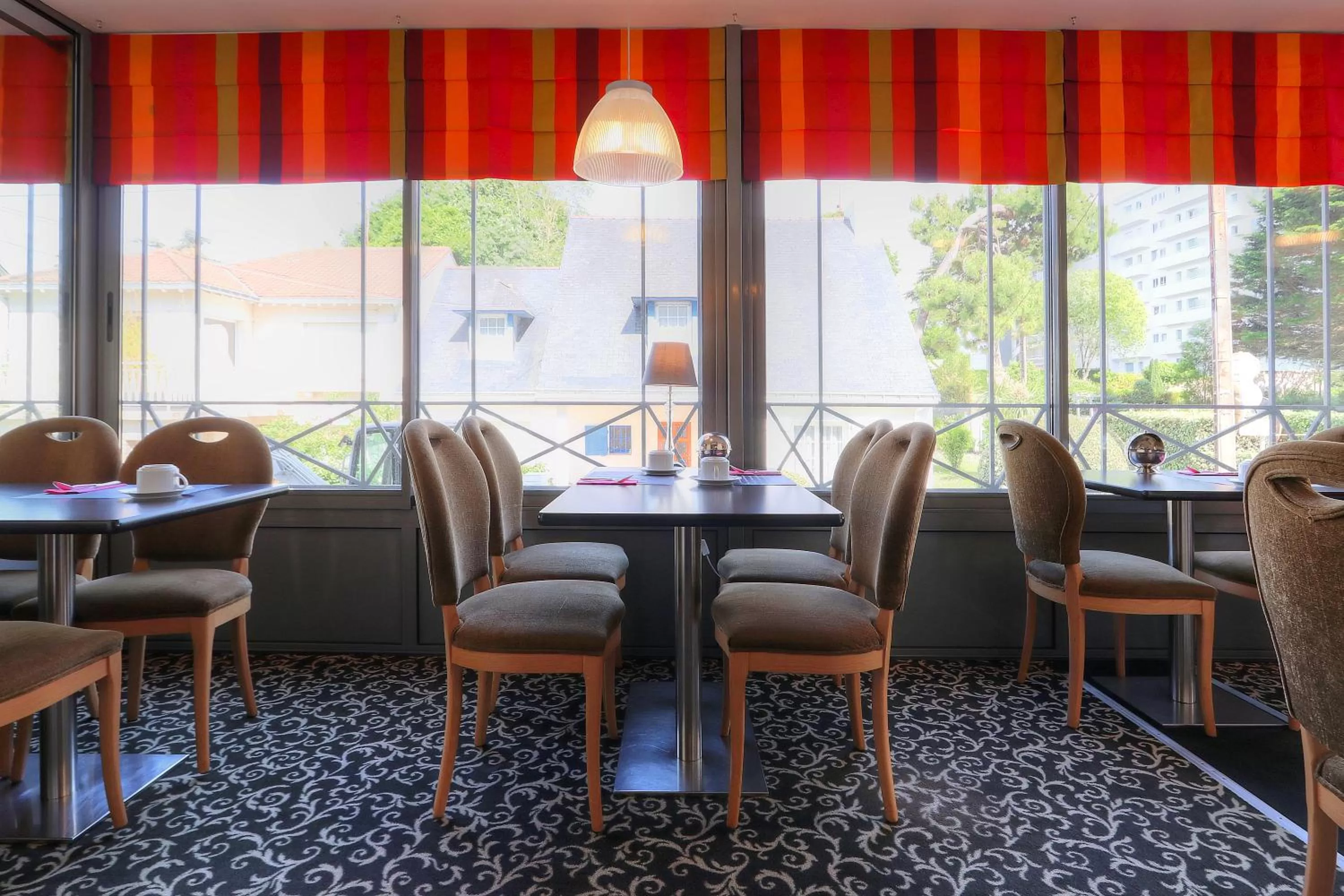 Breakfast in Best Western Hôtel Brittany La Baule Centre & Plages