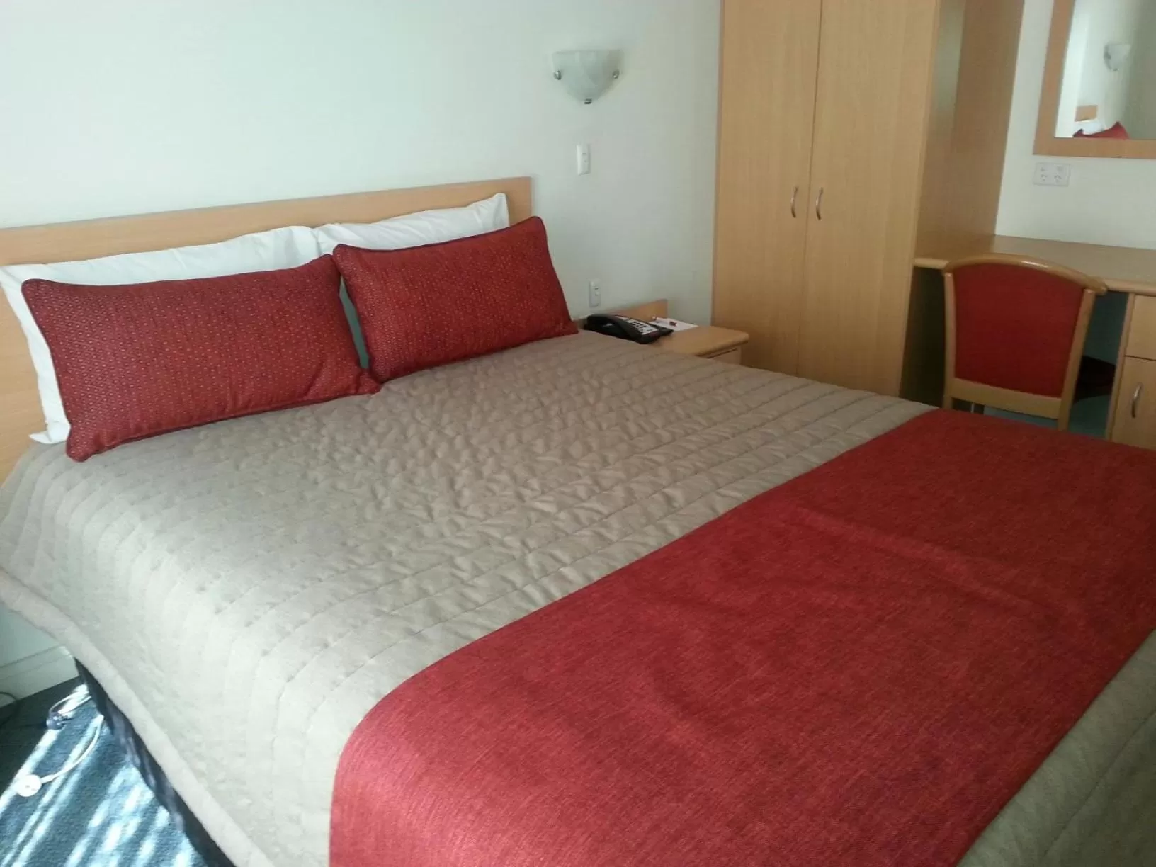 Bed in Abel Tasman Motor Inn