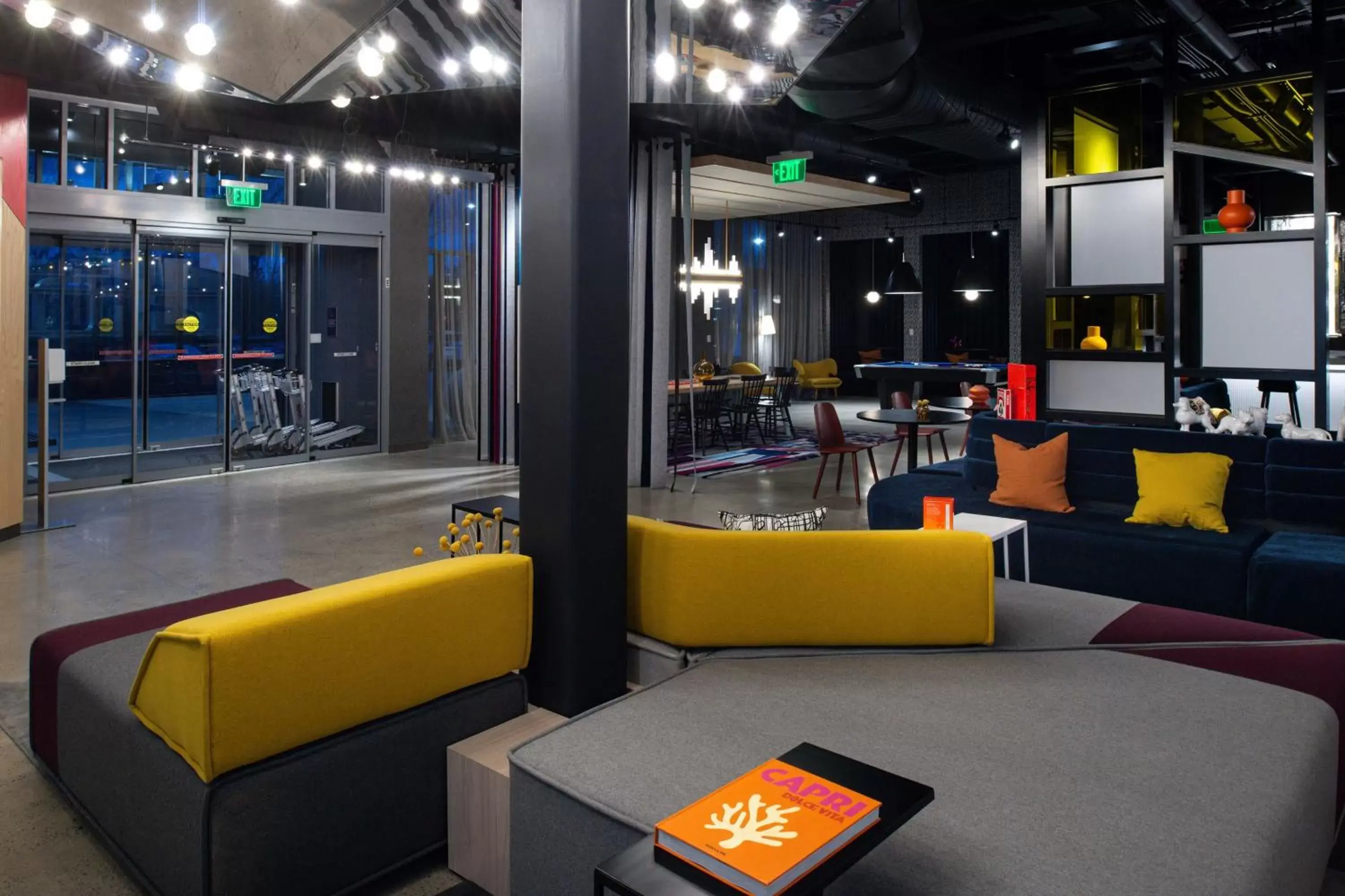 Lobby or reception, Lounge/Bar in Aloft Charlotte Airport