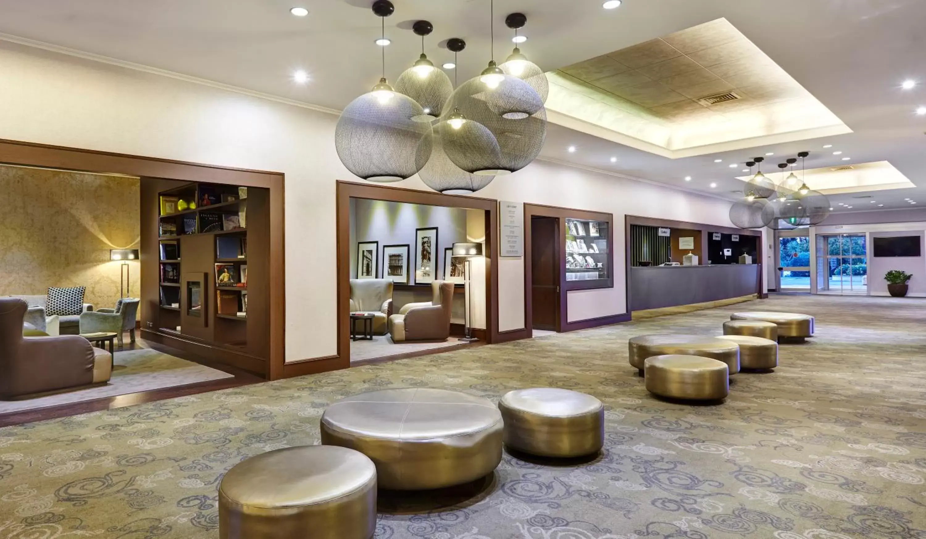 Property building, Lobby/Reception in Crowne Plaza Rome St. Peter's, an IHG Hotel