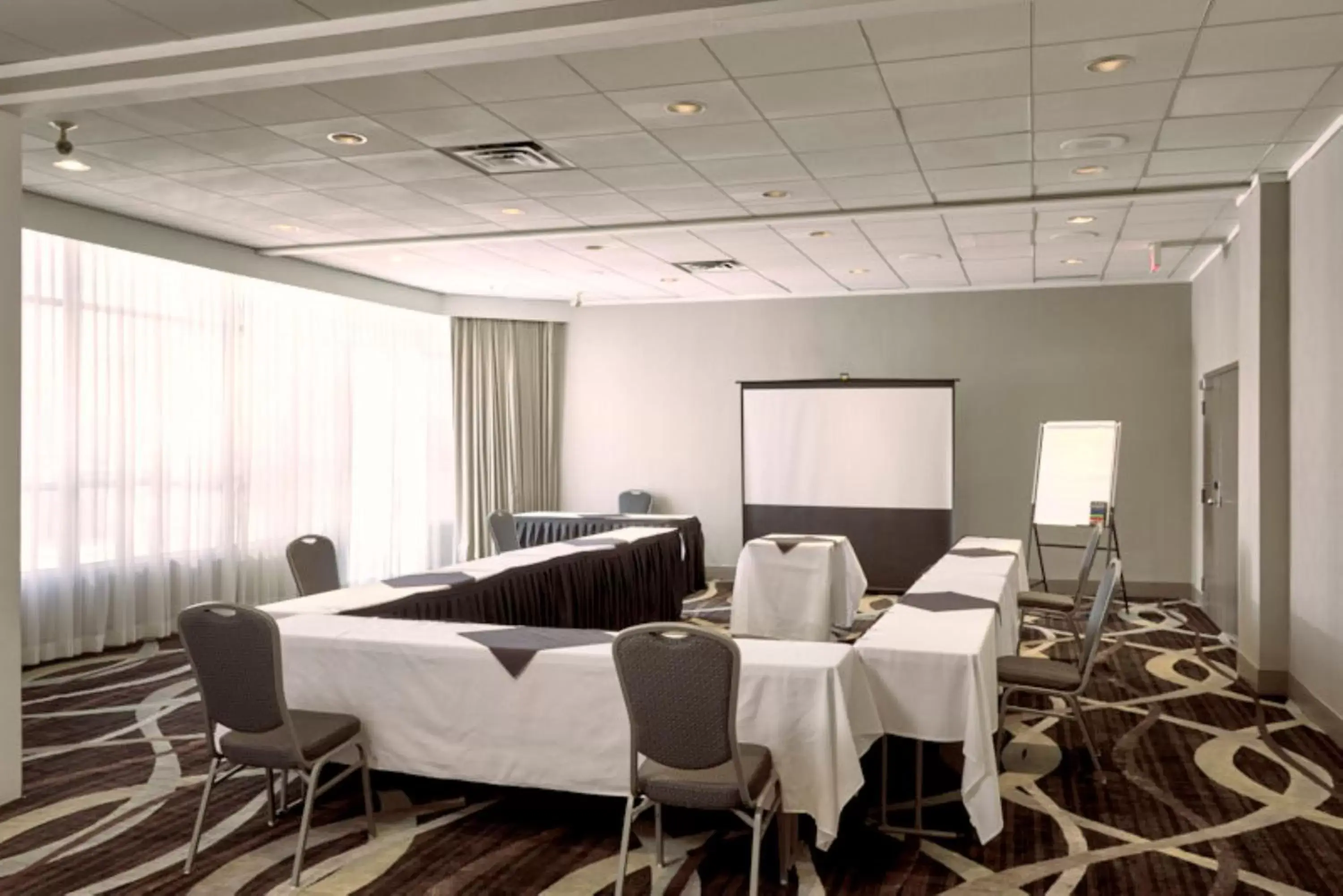 Meeting/conference room, Business Area/Conference Room in Holiday Inn Express Vancouver-Metrotown (Burnaby)