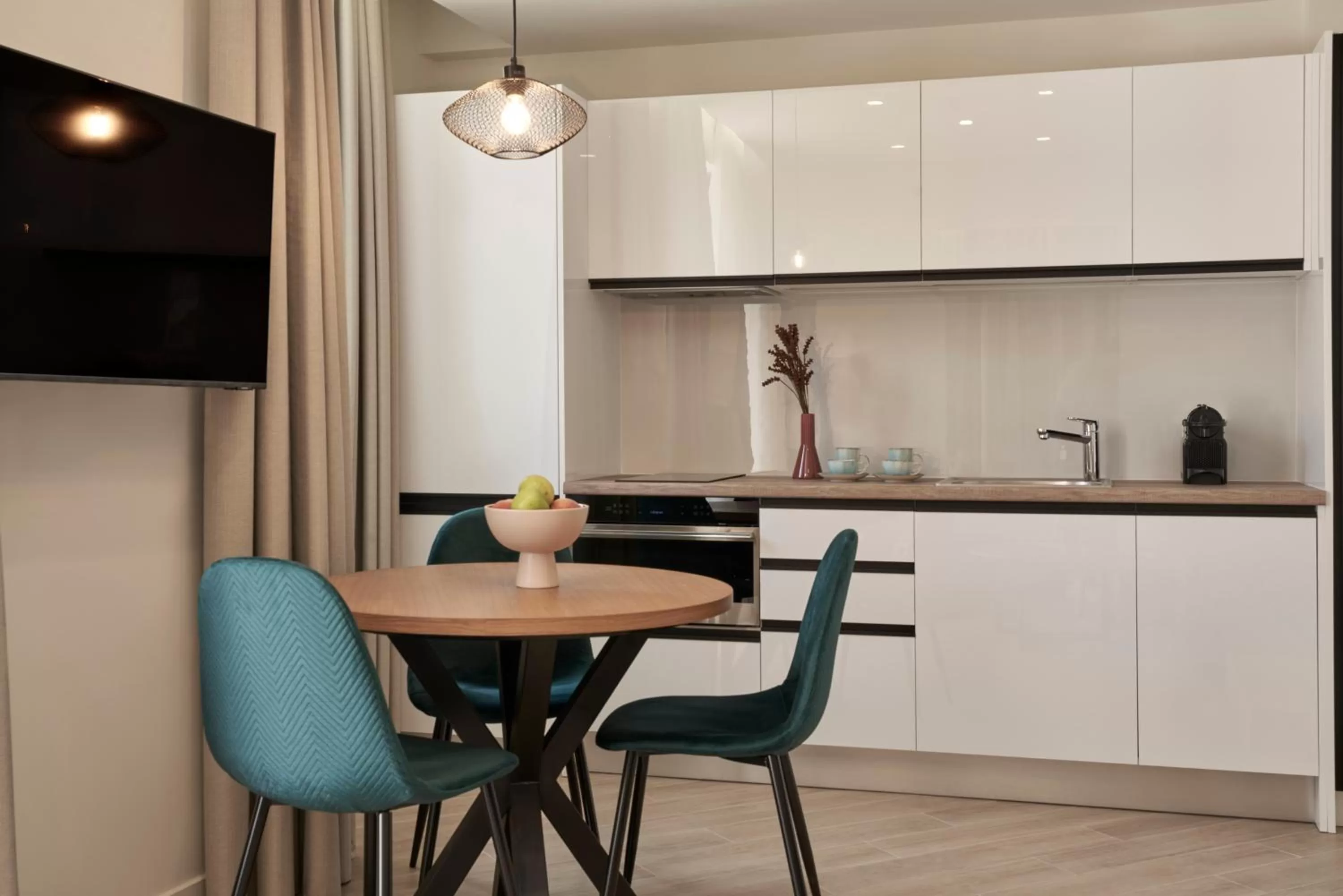 Kitchen or kitchenette in Hestia - Asklipiou 61