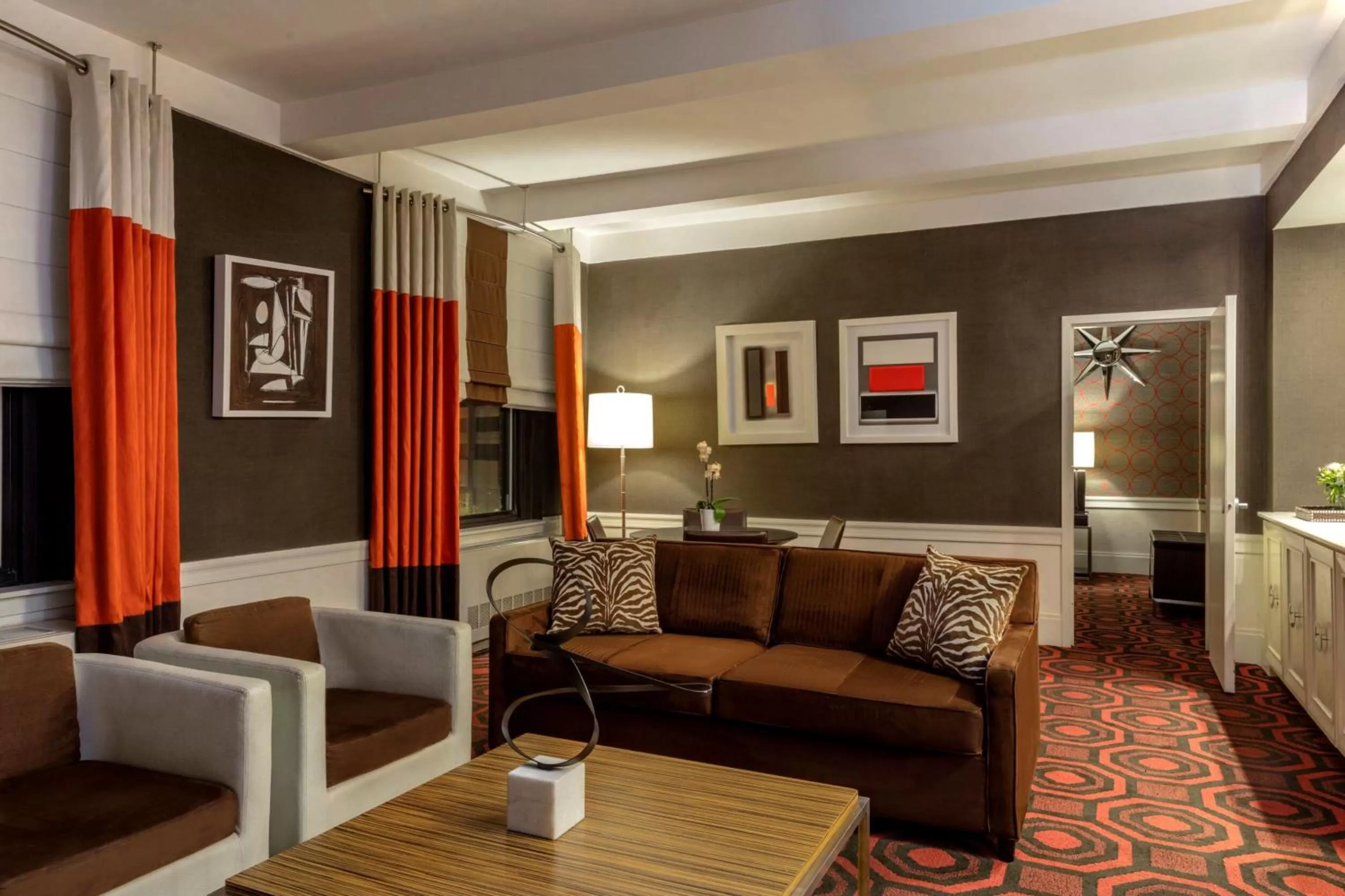 Living room in The Empire Hotel New York