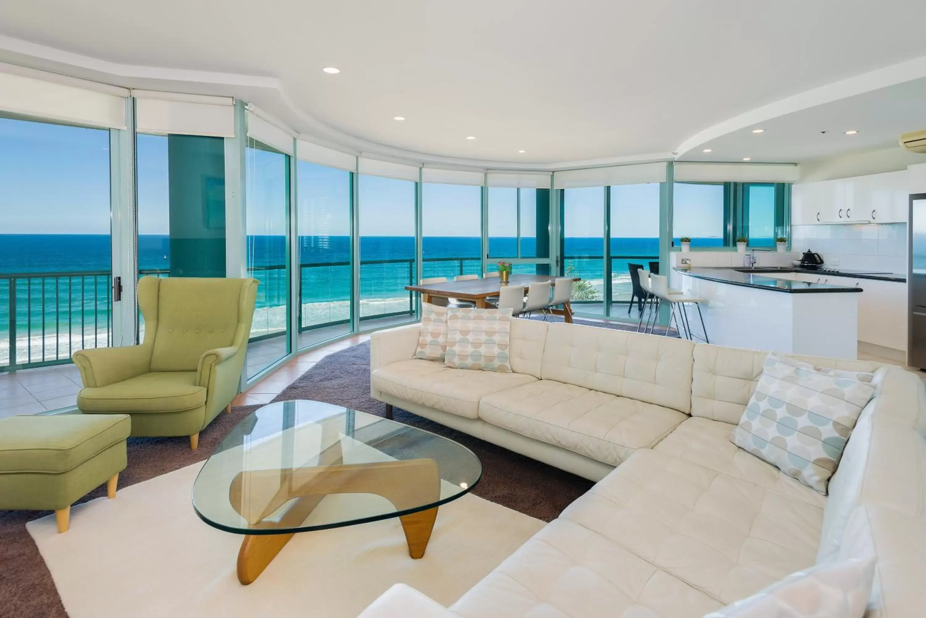 Living room, Seating Area in The Waterford on Main Beach