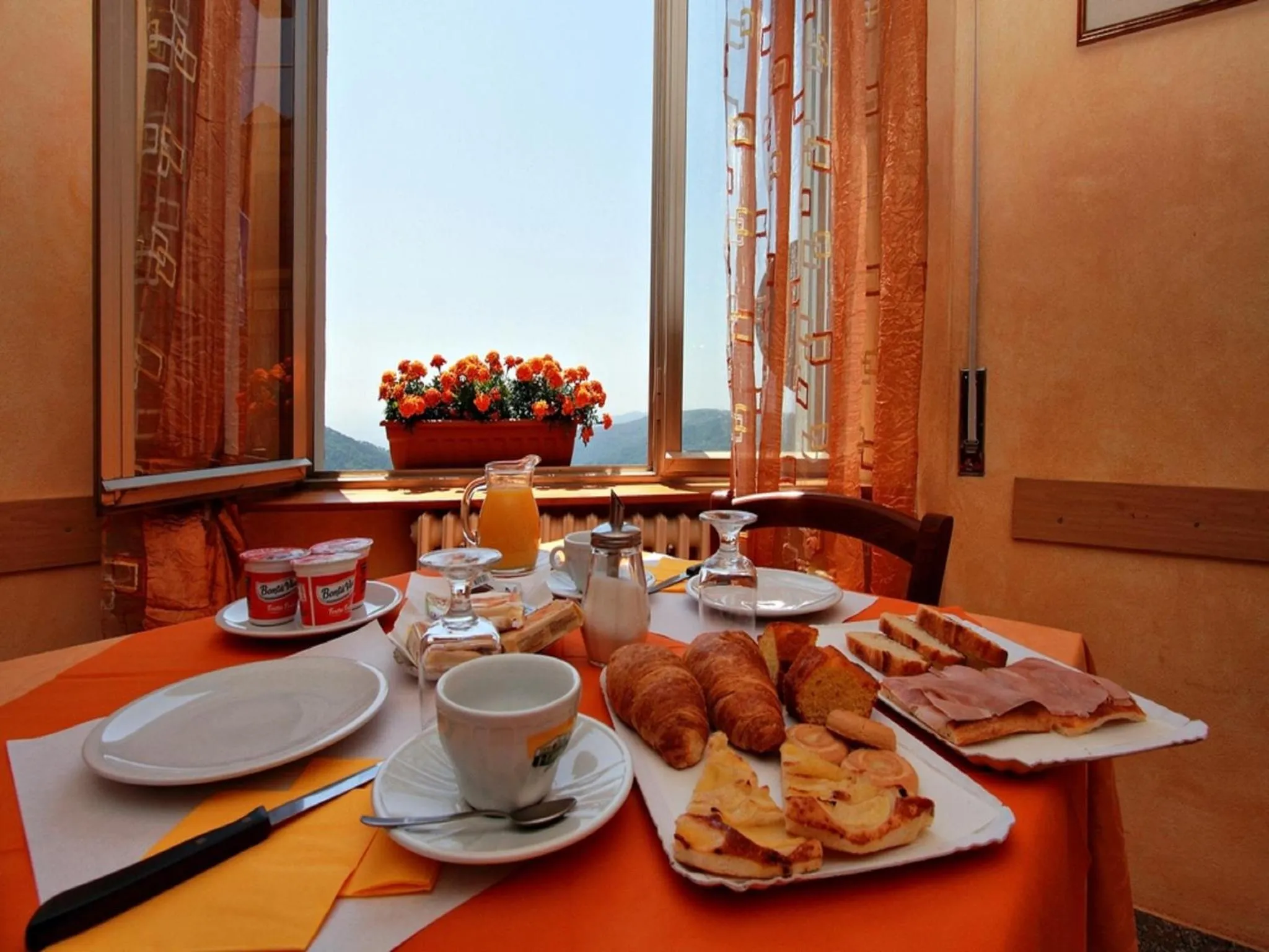 Food close-up in Amelia Hotel