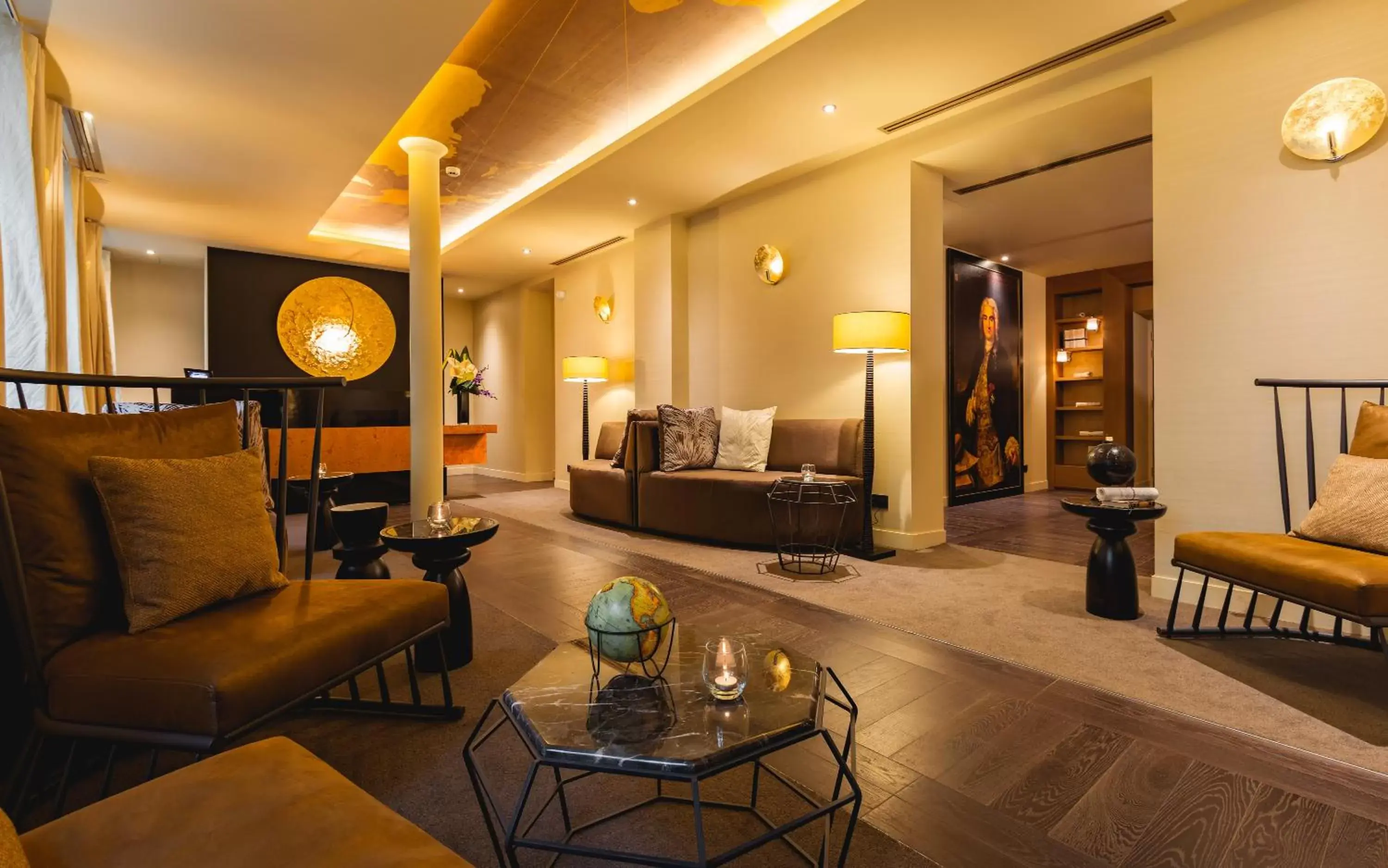 Lounge or bar, Seating Area in Hôtel La Bourdonnais by Inwood Hotels