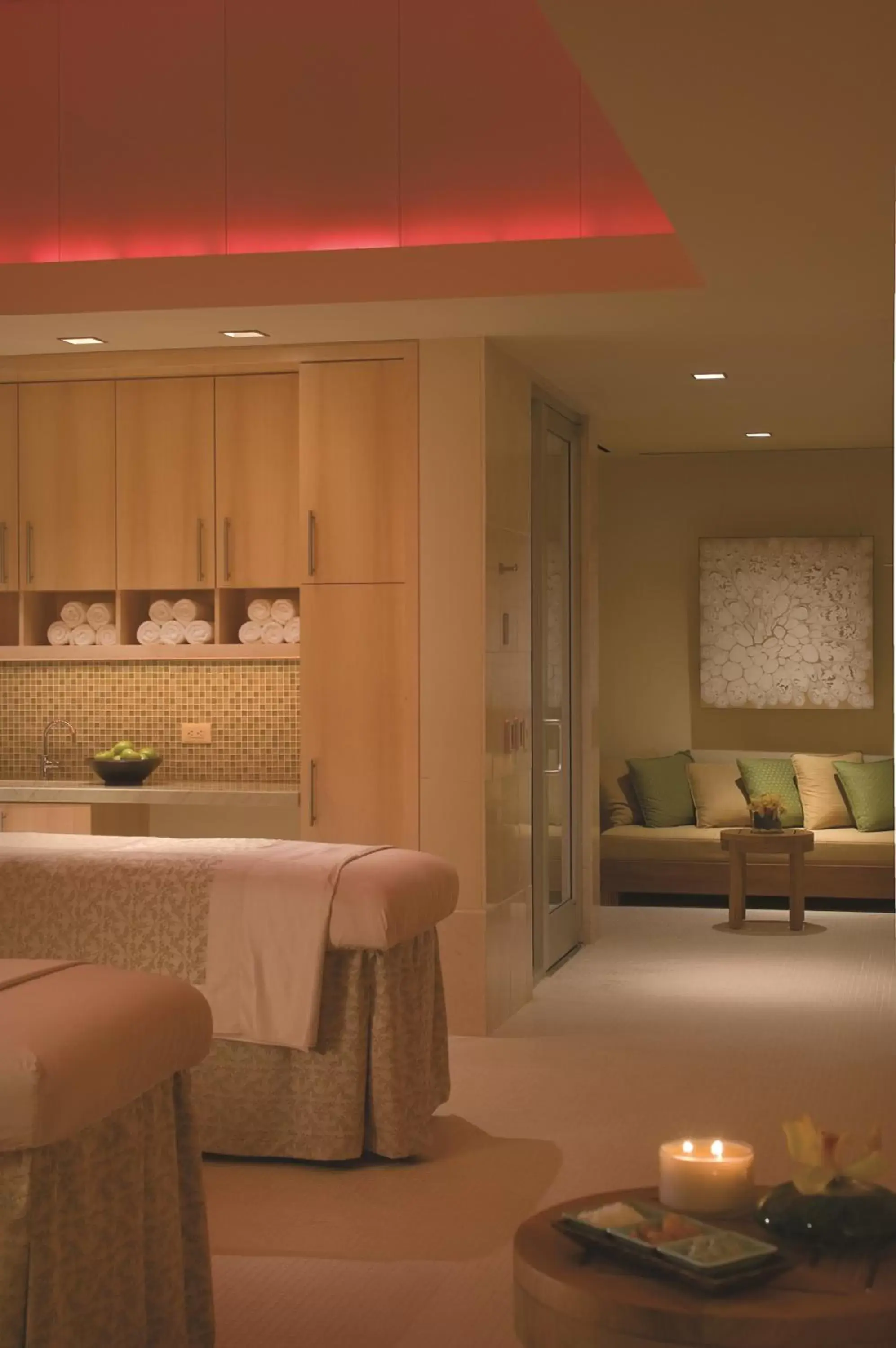 Massage, Seating Area in Four Seasons St. Louis