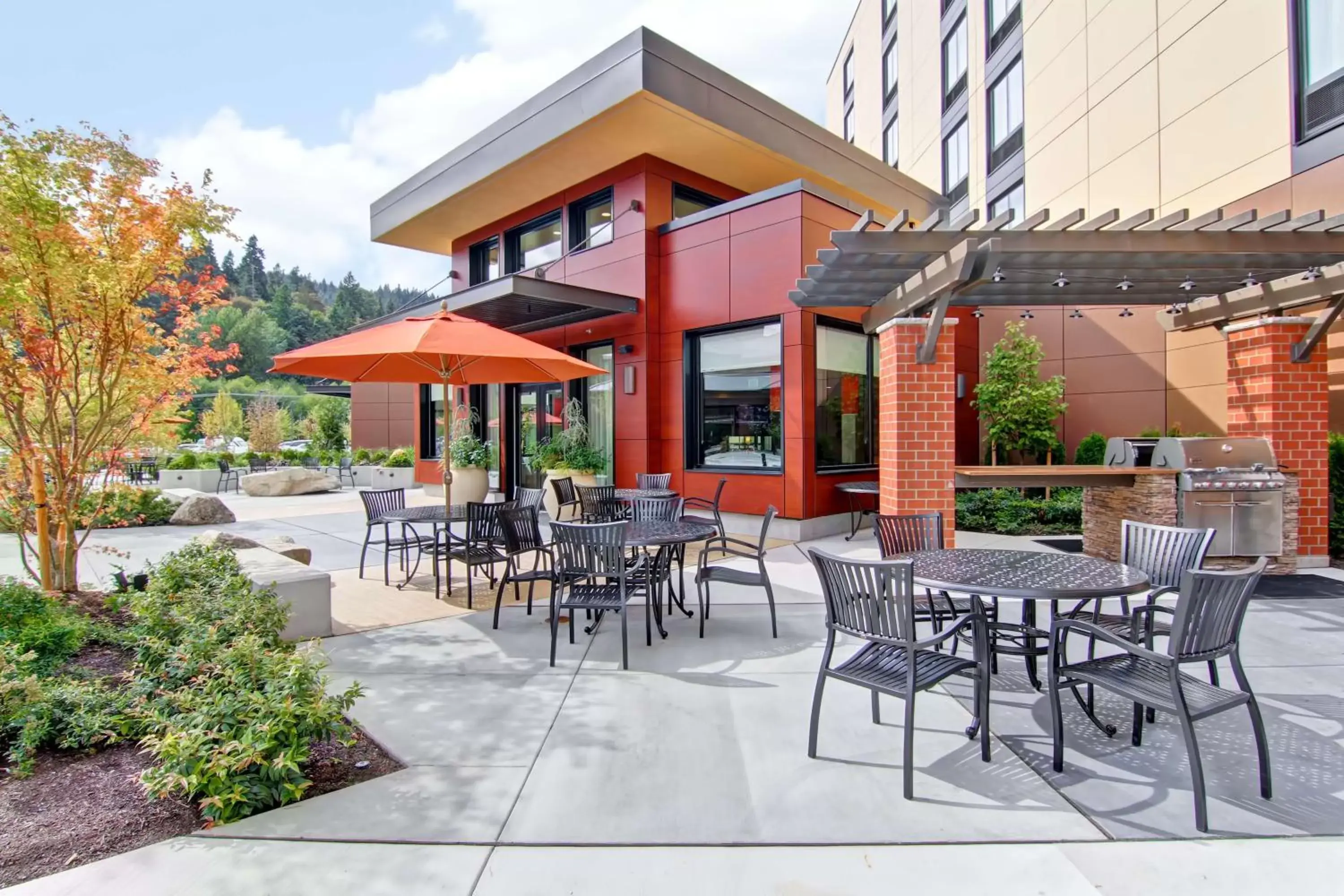 Property building, Restaurant/Places to Eat in Homewood Suites by Hilton Seattle-Issaquah