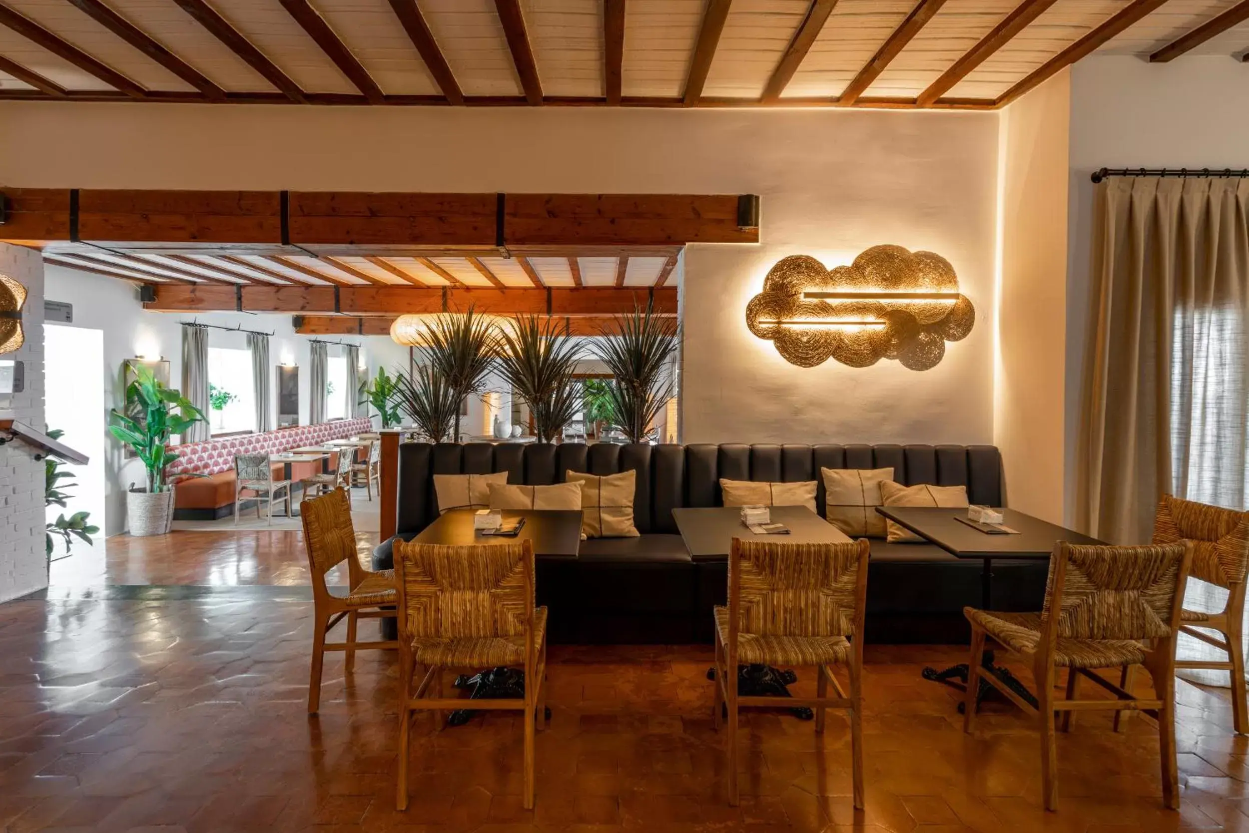 Lounge or bar, Restaurant/Places to Eat in Parador de Mazagón