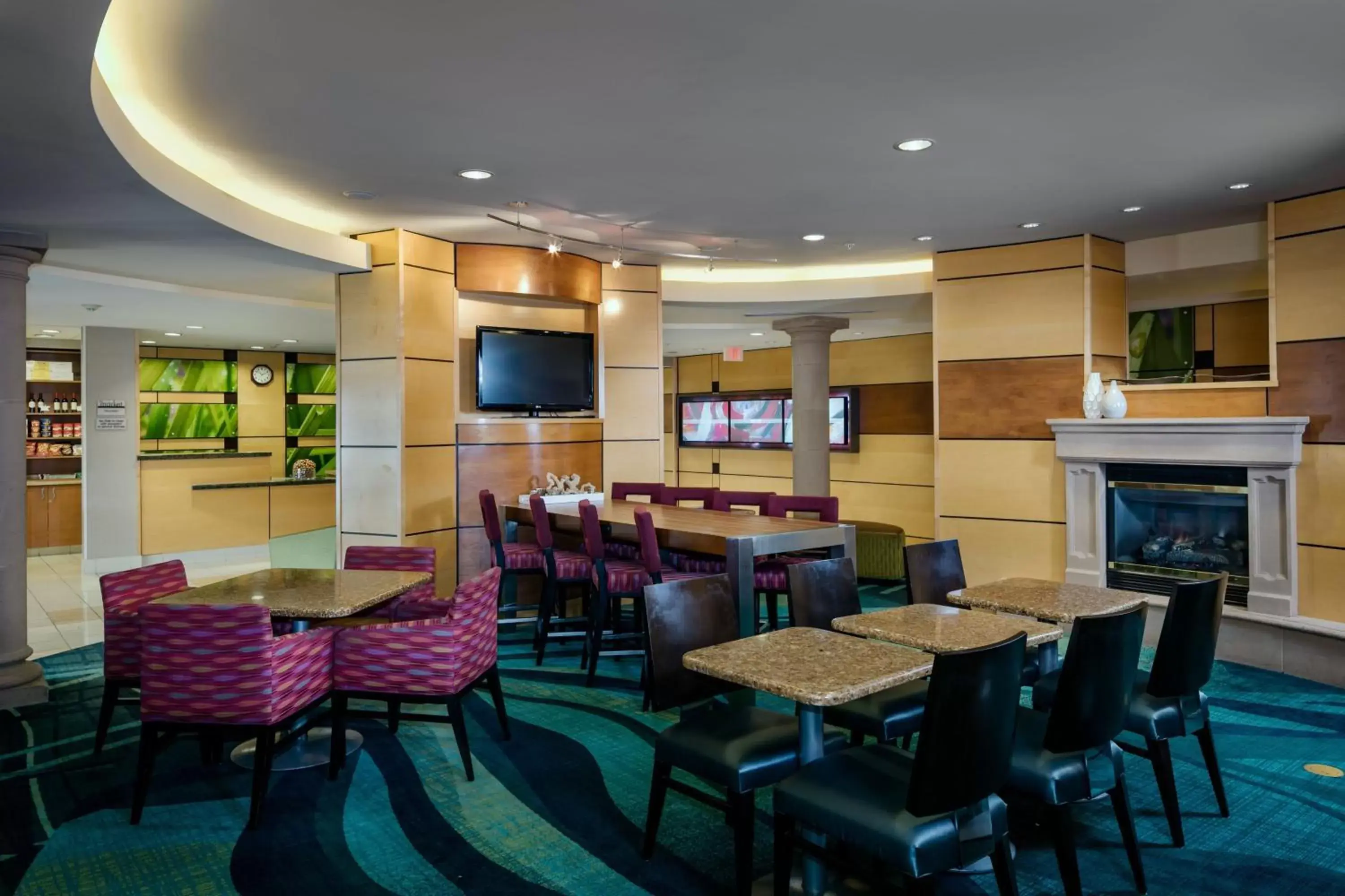 Breakfast, Restaurant/Places to Eat in SpringHill Suites by Marriott Medford