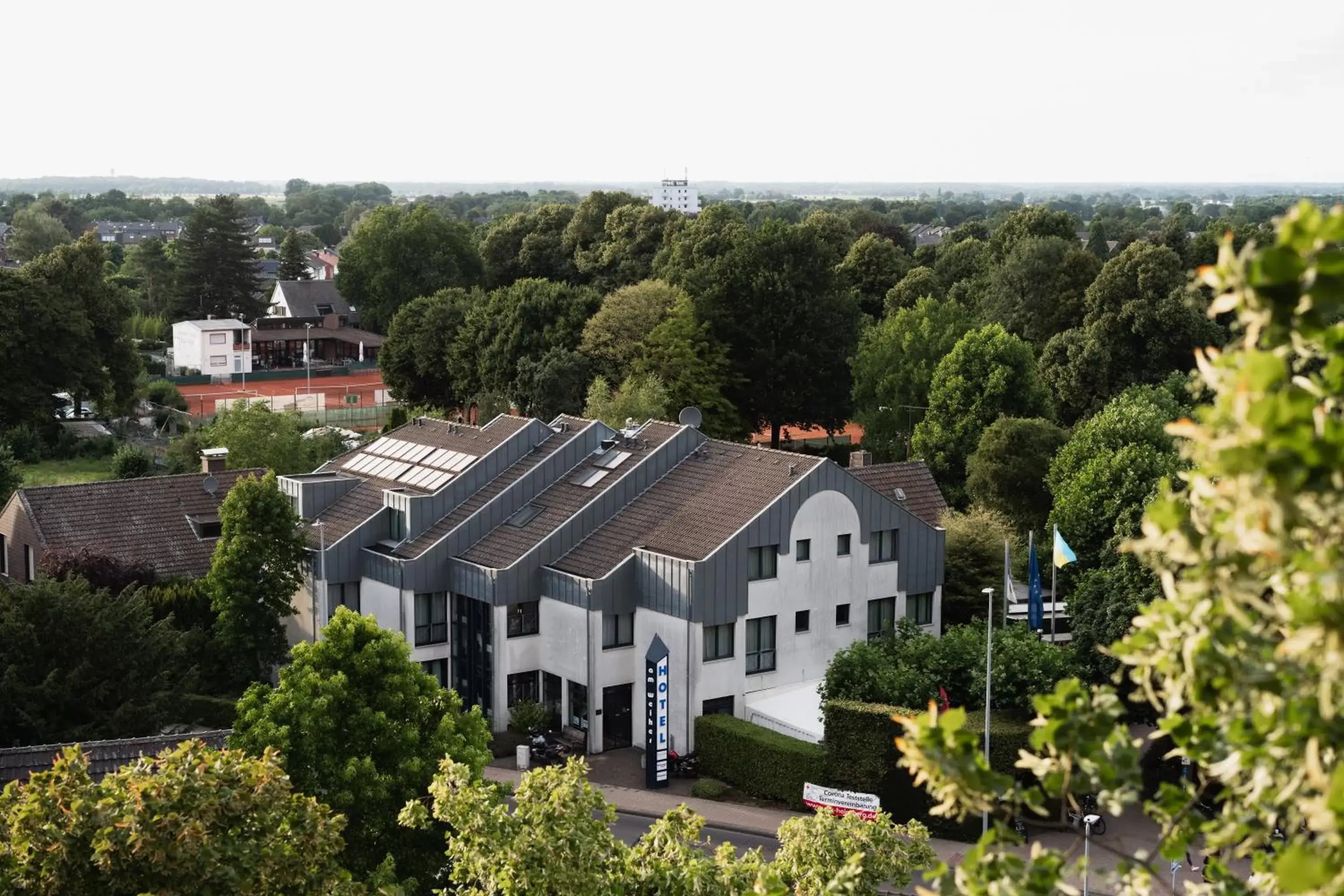 Bird's eye view, Bird's-eye View in Hotel am Weiher