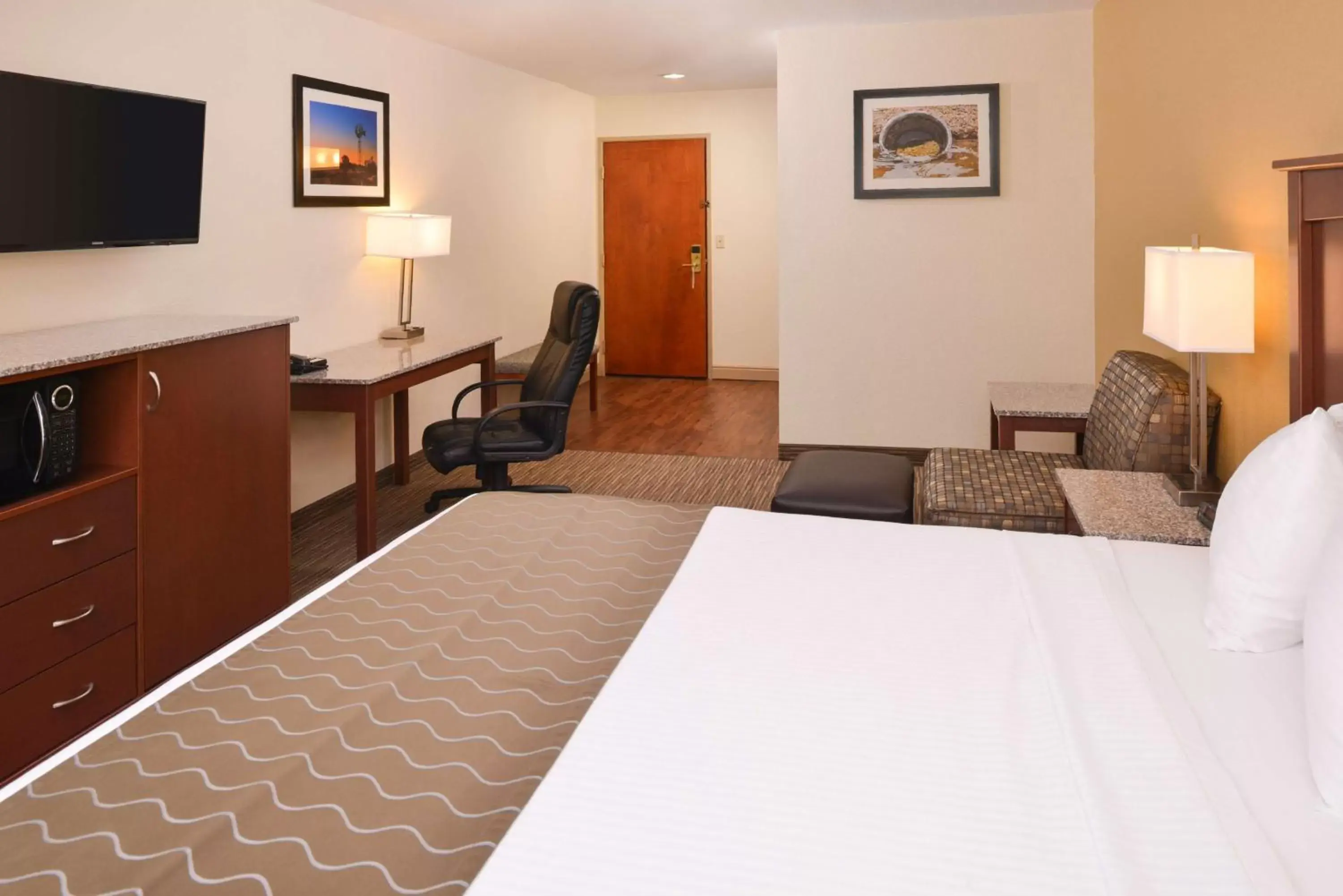 Photo of the whole room in Best Western Executive Inn & Suites