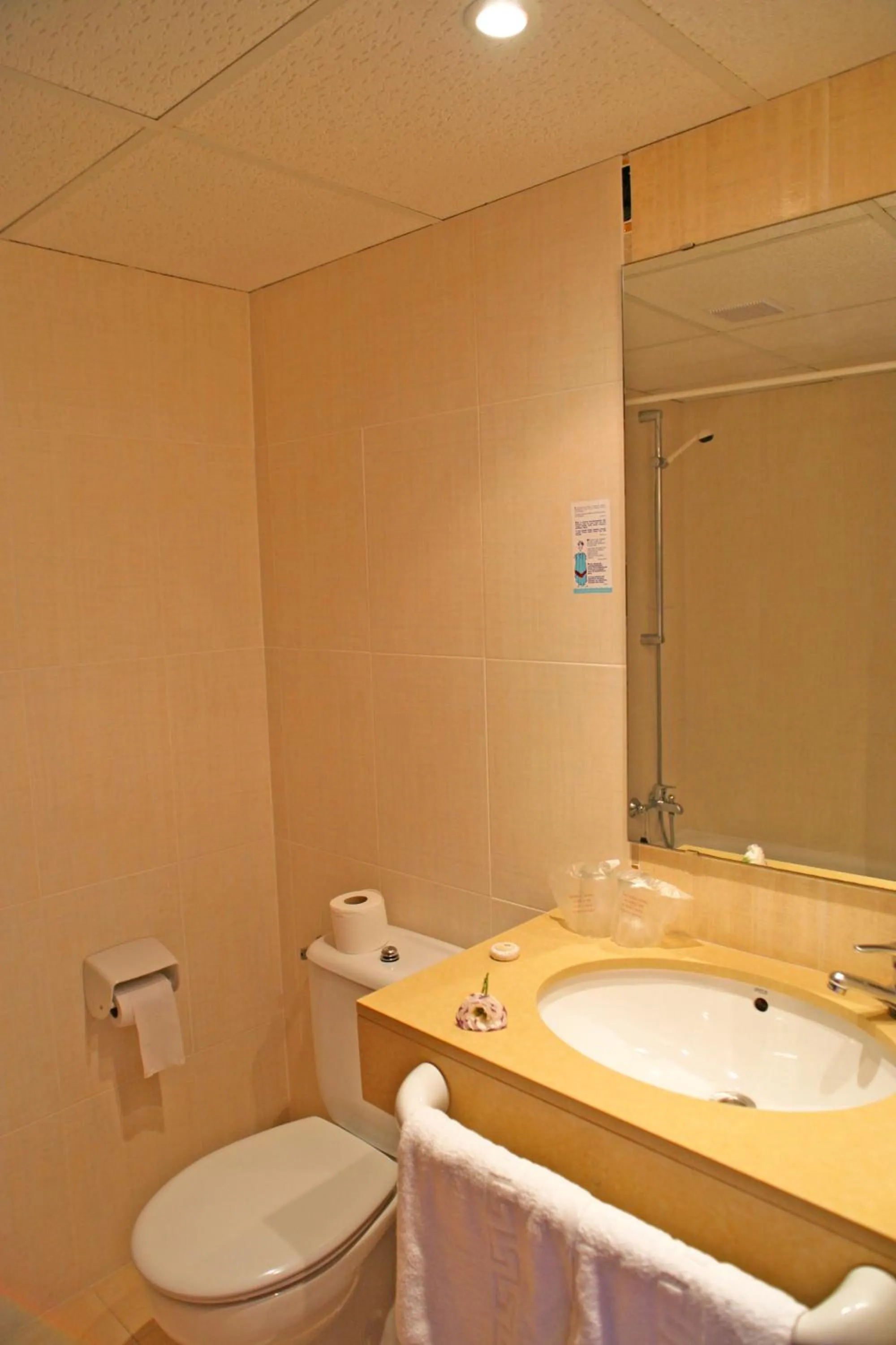 Bathroom in Hotel Bella Mar