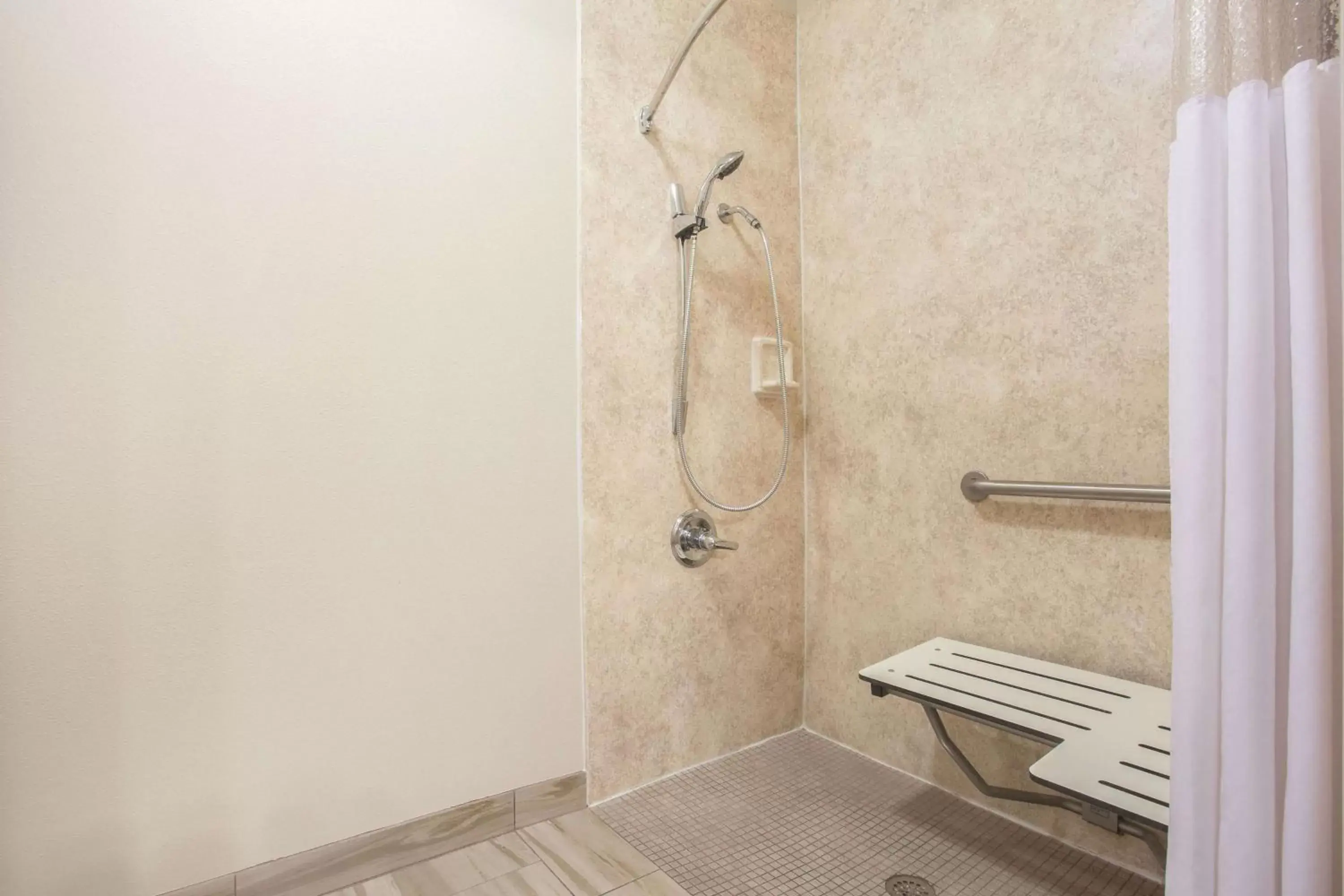 Photo of the whole room in La Quinta by Wyndham Moab Photo of the whole room in La Quinta by Wyndham Moab