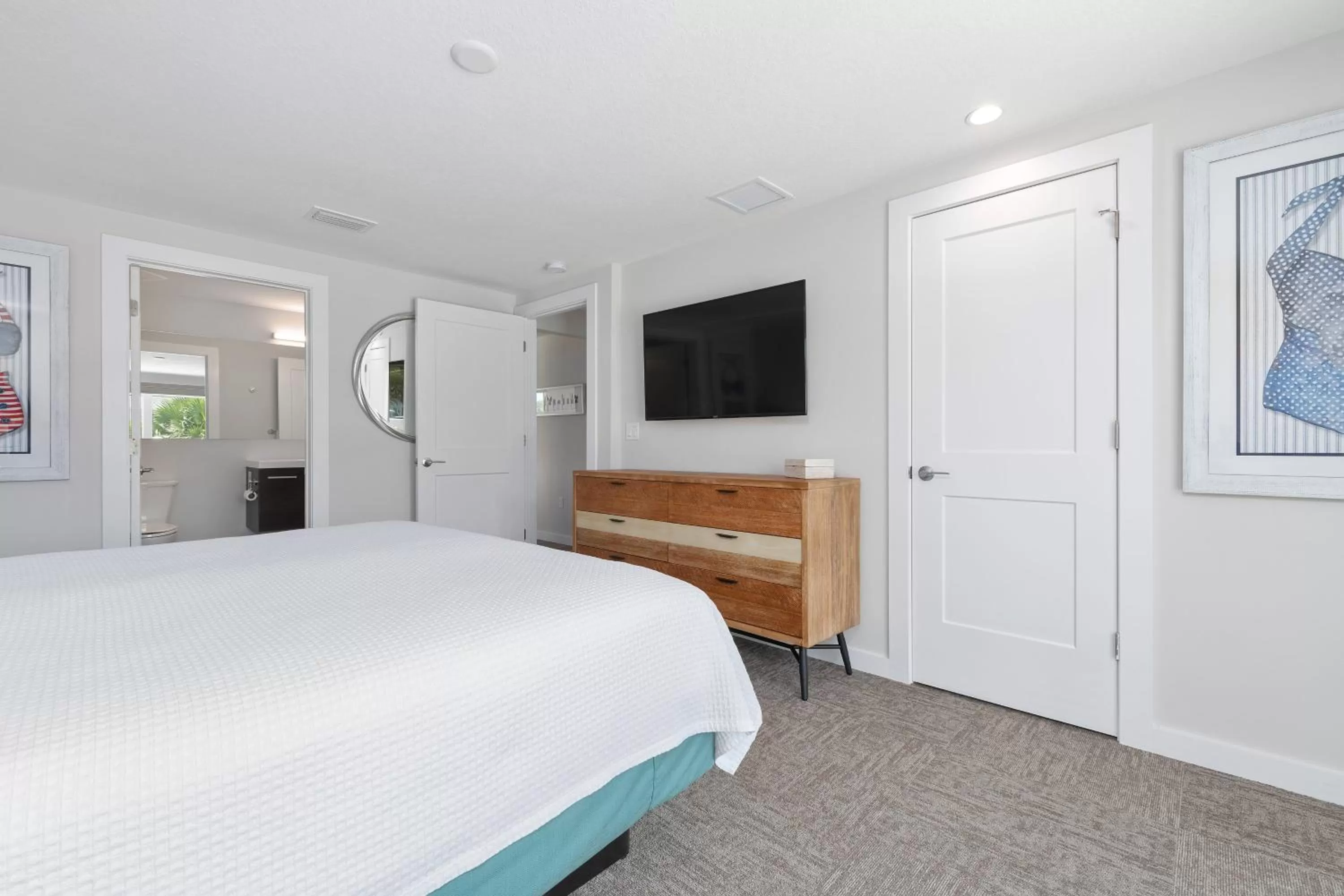 Bed in Escape Coastal Resort on Casey Key