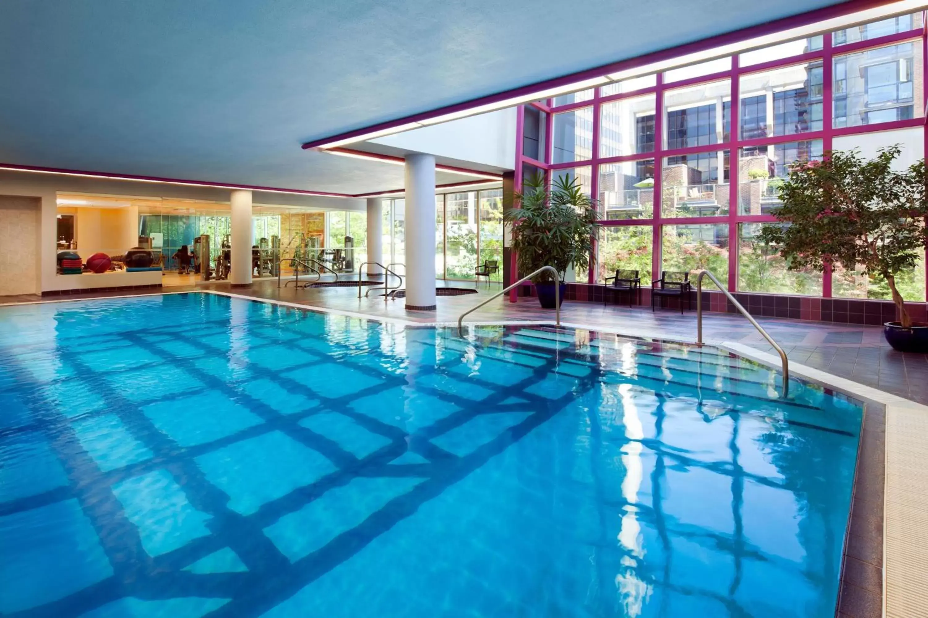 Swimming Pool in Sheraton Vancouver Wall Centre