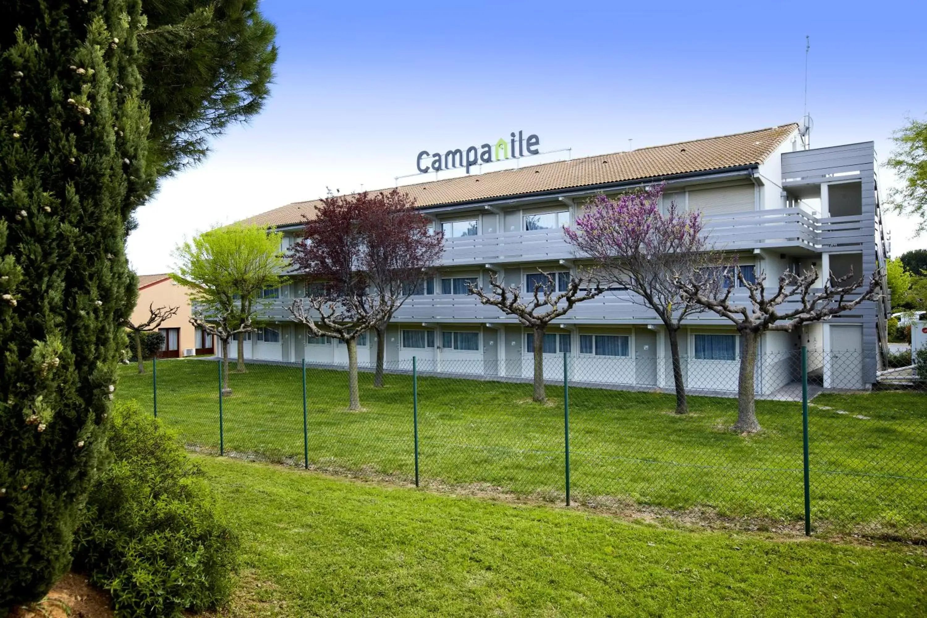 Garden view, Property Building in Campanile Béziers A9/A75