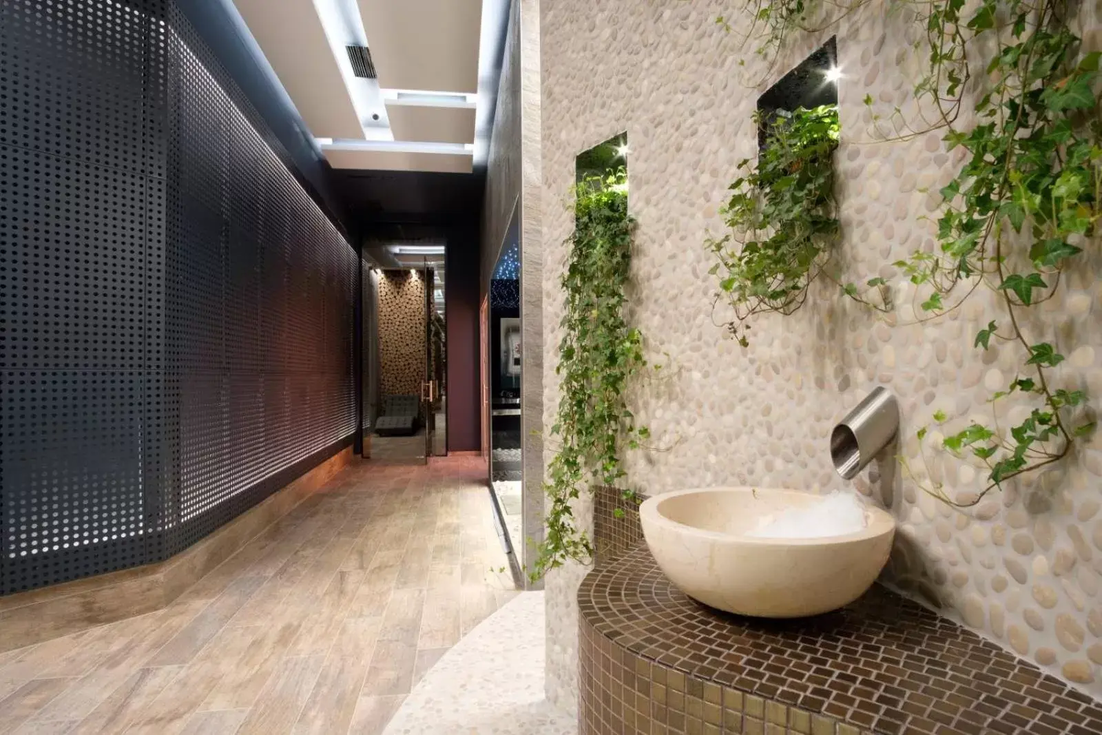 Spa and wellness centre/facilities, Bathroom in Hotel Hills Sarajevo Congress & Thermal Spa Resort