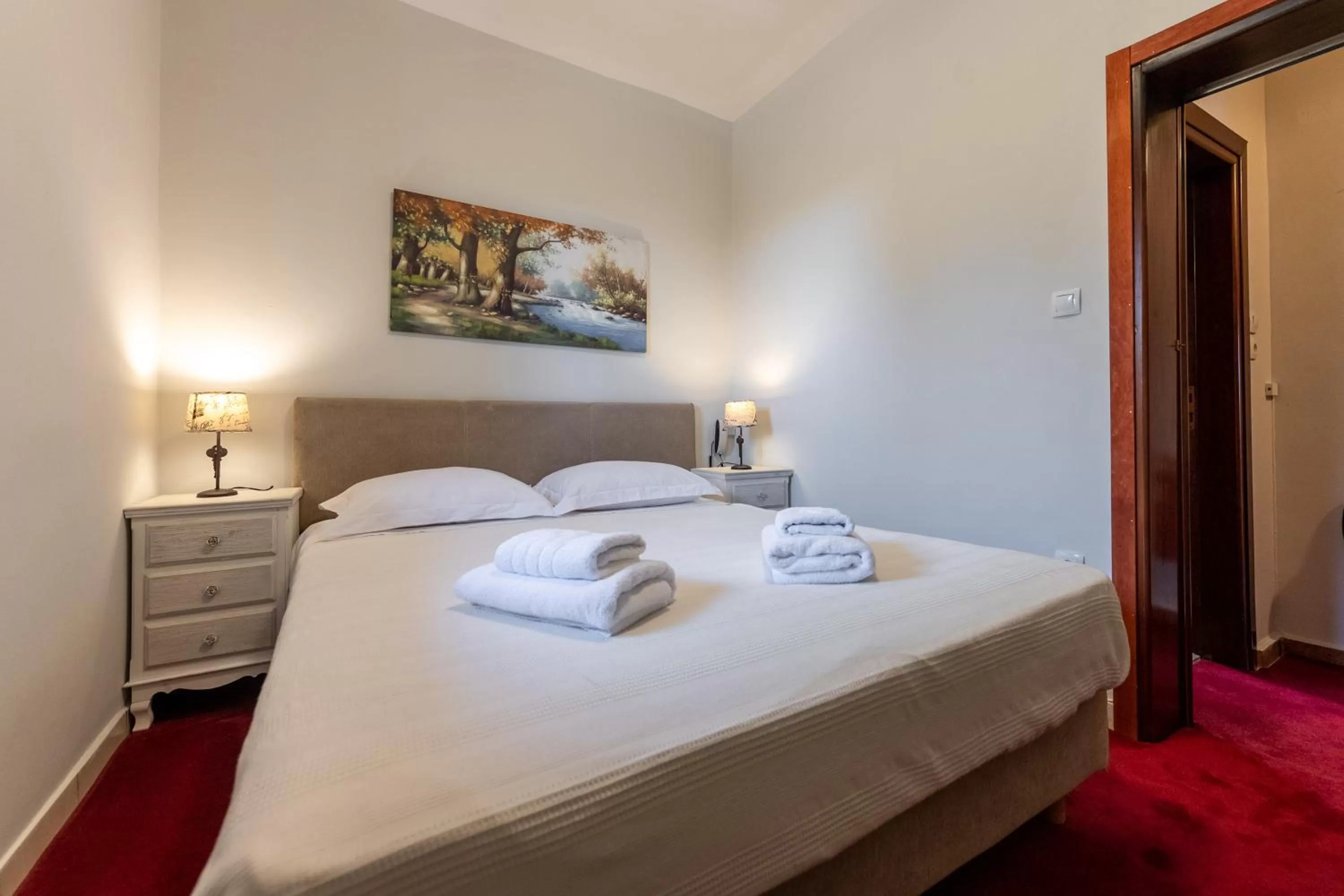 Bed in Apartments Tina FREE transfer from-to the airport
