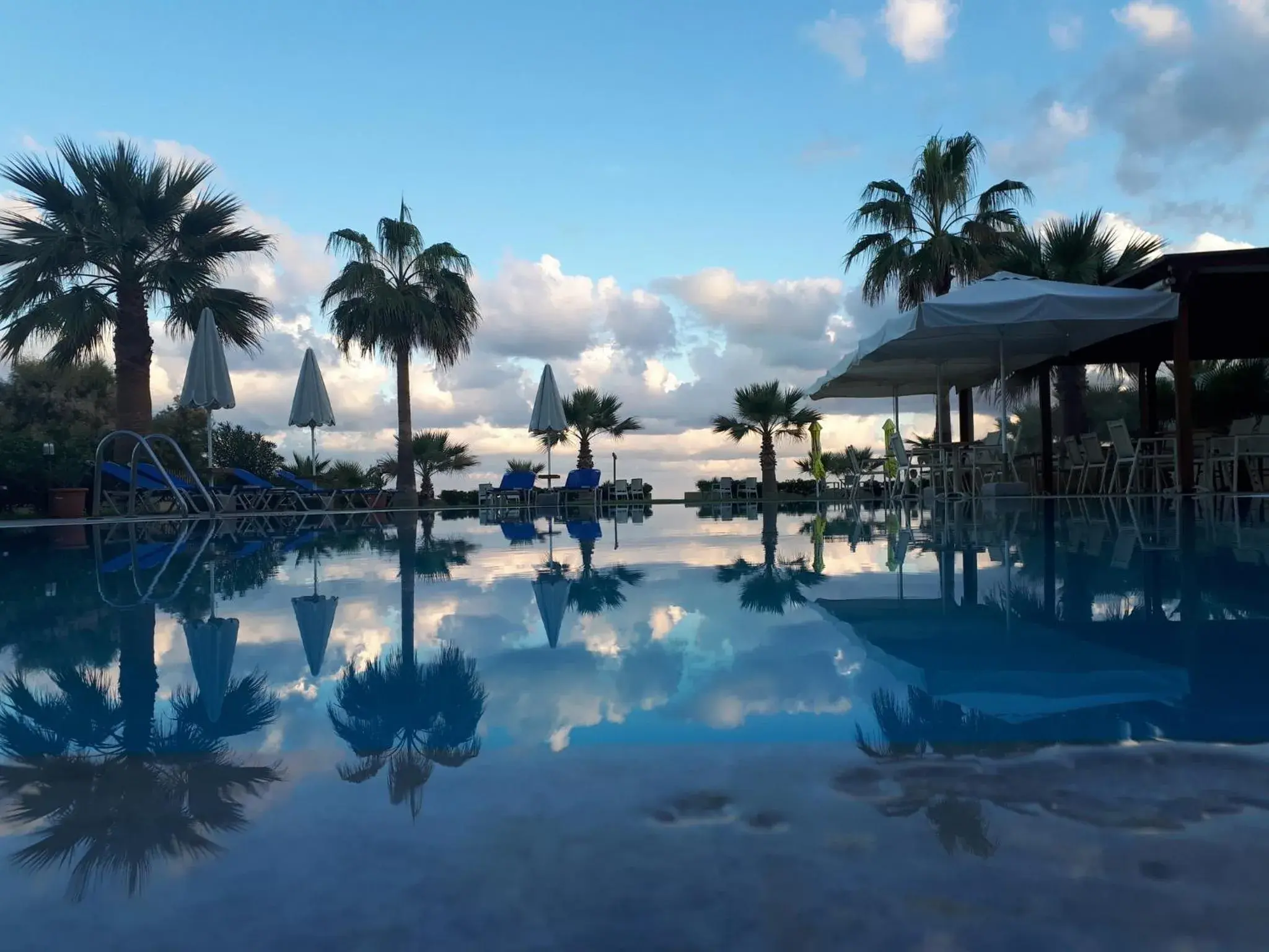 Pool view, Swimming Pool in Ilian Beach