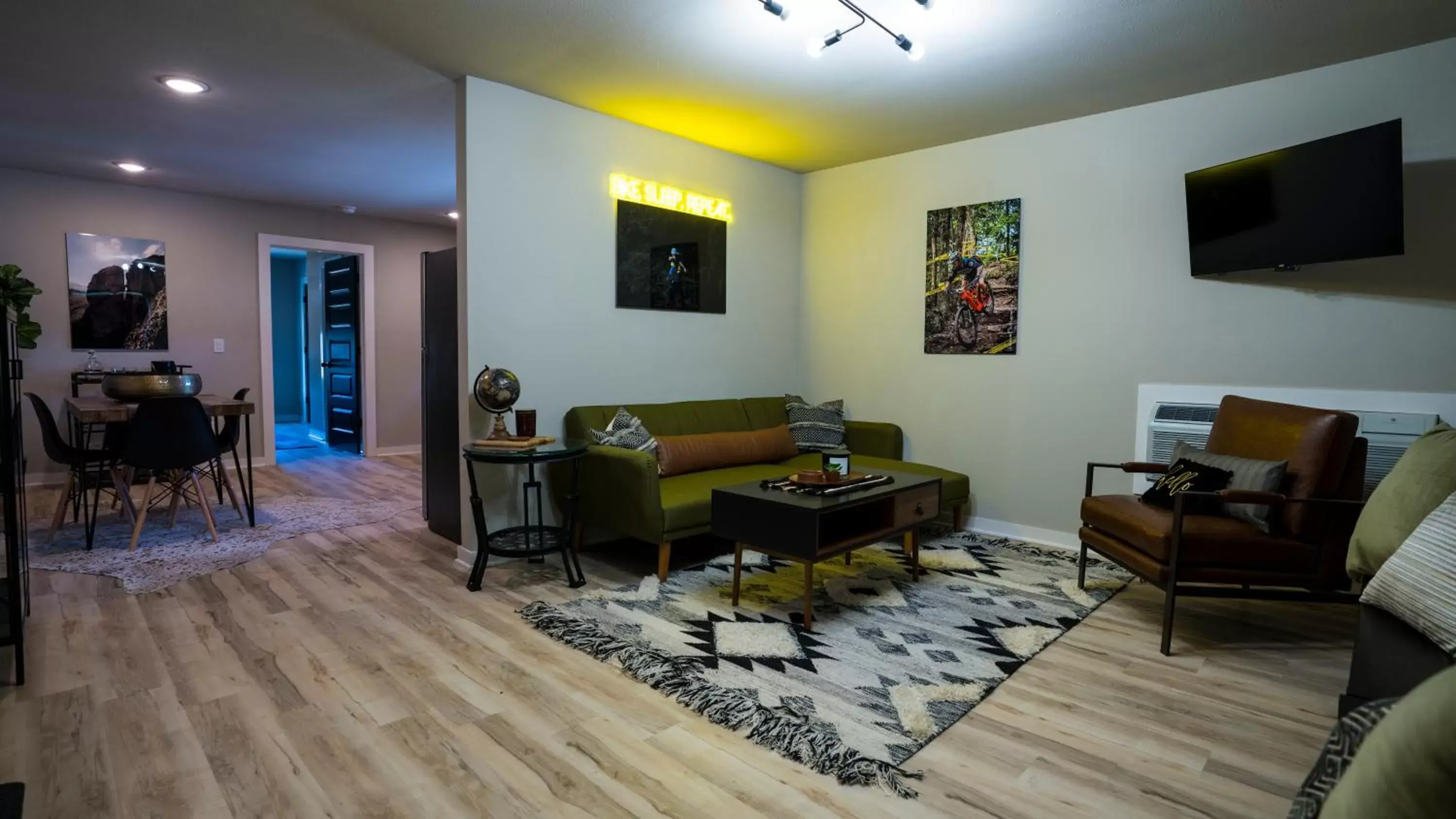 Living room, Seating Area in The Bike Inn