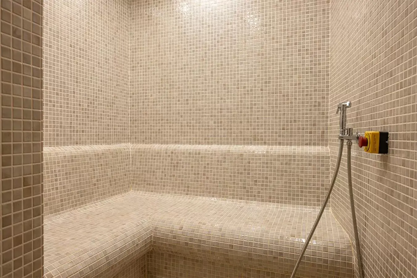 Spa and wellness centre/facilities in Hyatt Regency Izmir IstinyePark Spa and wellness centre/facilities in Hyatt Regency Izmir IstinyePark