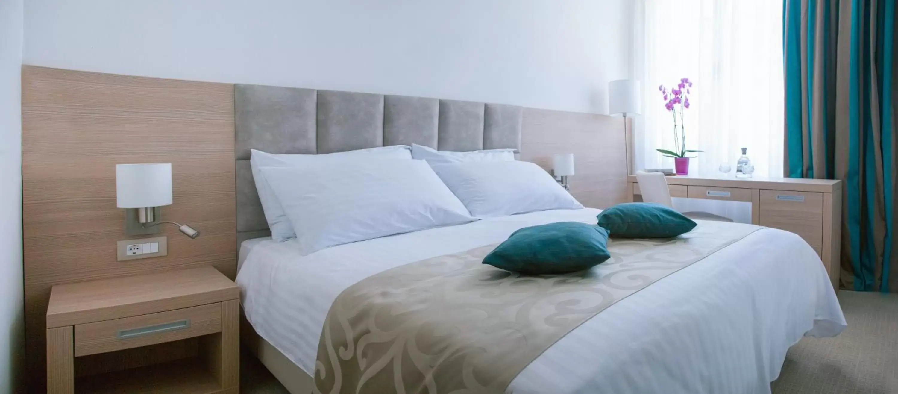 Sea view, Bed in Grand Hotel Adriatic II Sea view, Bed in Grand Hotel Adriatic II