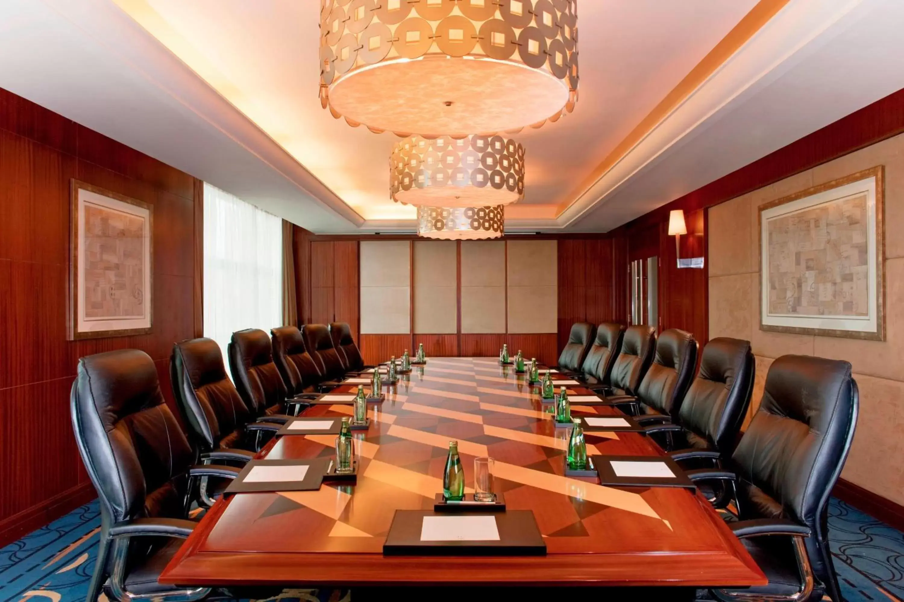 Meeting/conference room in Four Points by Sheraton Shenzhen