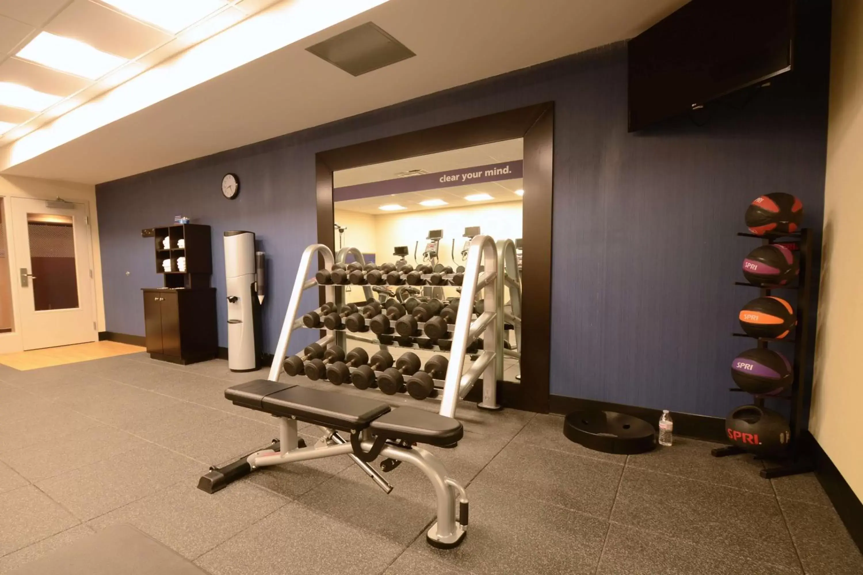 Fitness centre/facilities in Hampton Inn & Suites Cazenovia, NY Fitness centre/facilities in Hampton Inn & Suites Cazenovia, NY