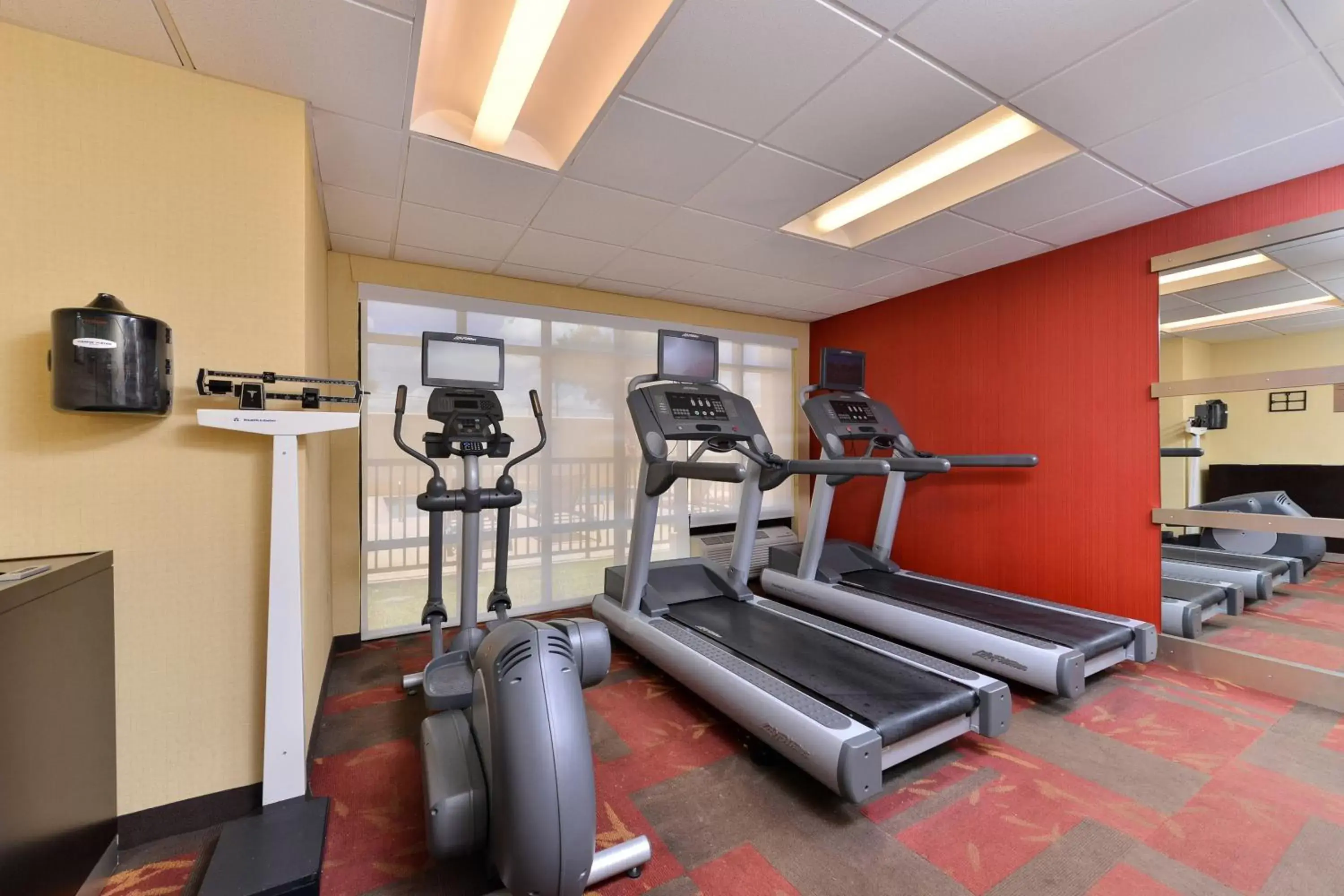 Fitness centre/facilities, Fitness Center/Facilities in Courtyard Laredo