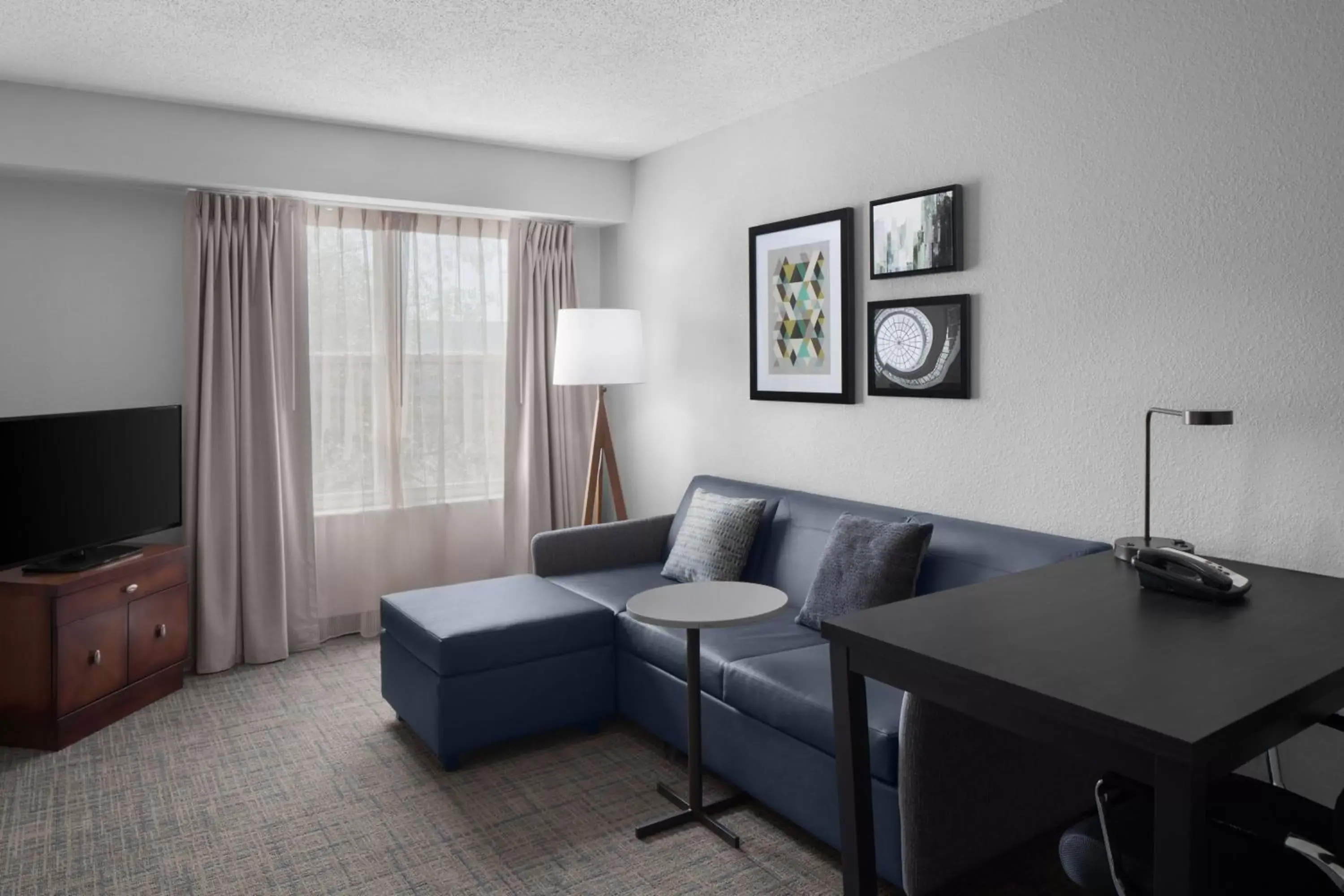 Living room, Seating Area in Residence Inn Long Island Holtsville