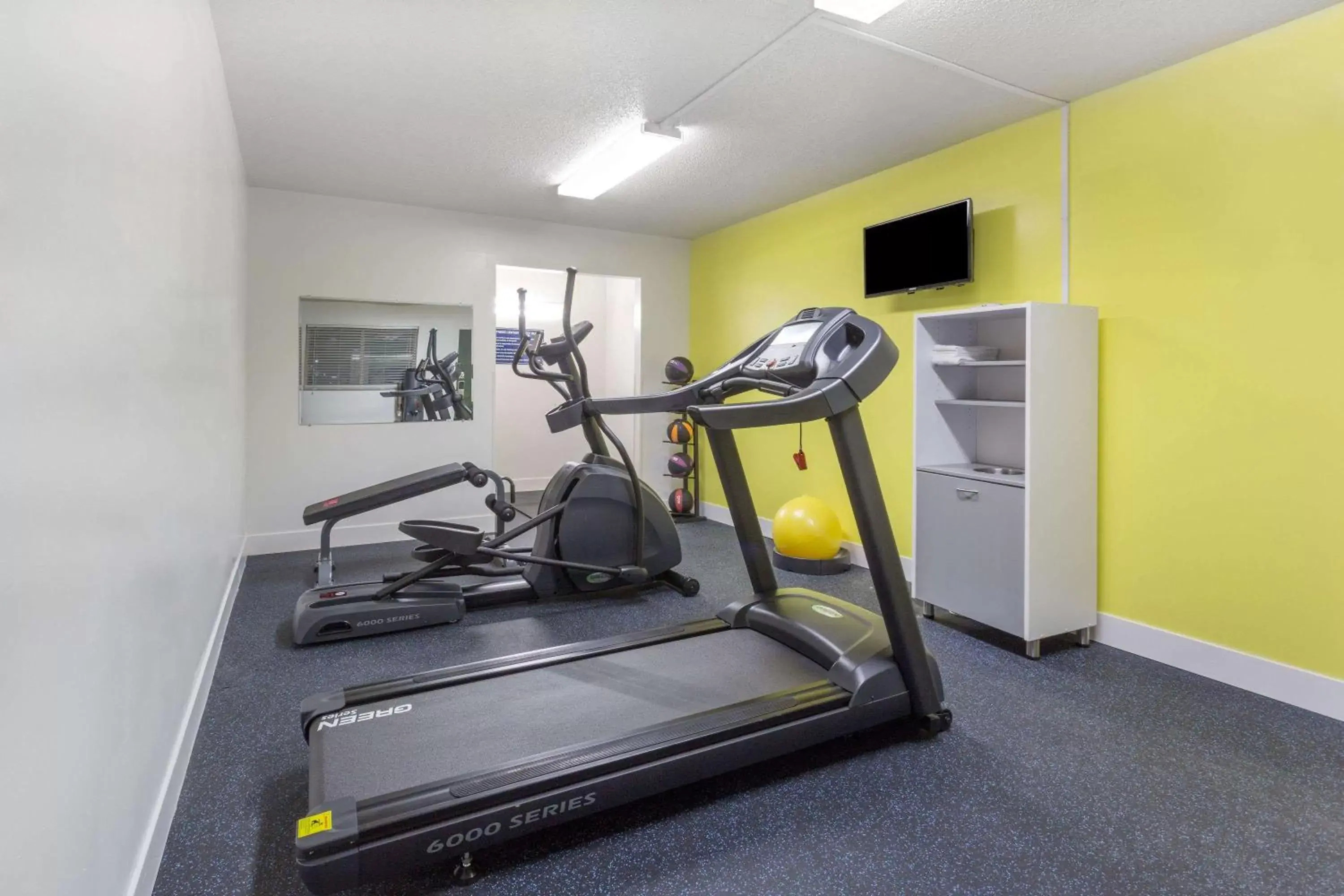 Fitness centre/facilities, Fitness Center/Facilities in Days Inn by Wyndham Paxton