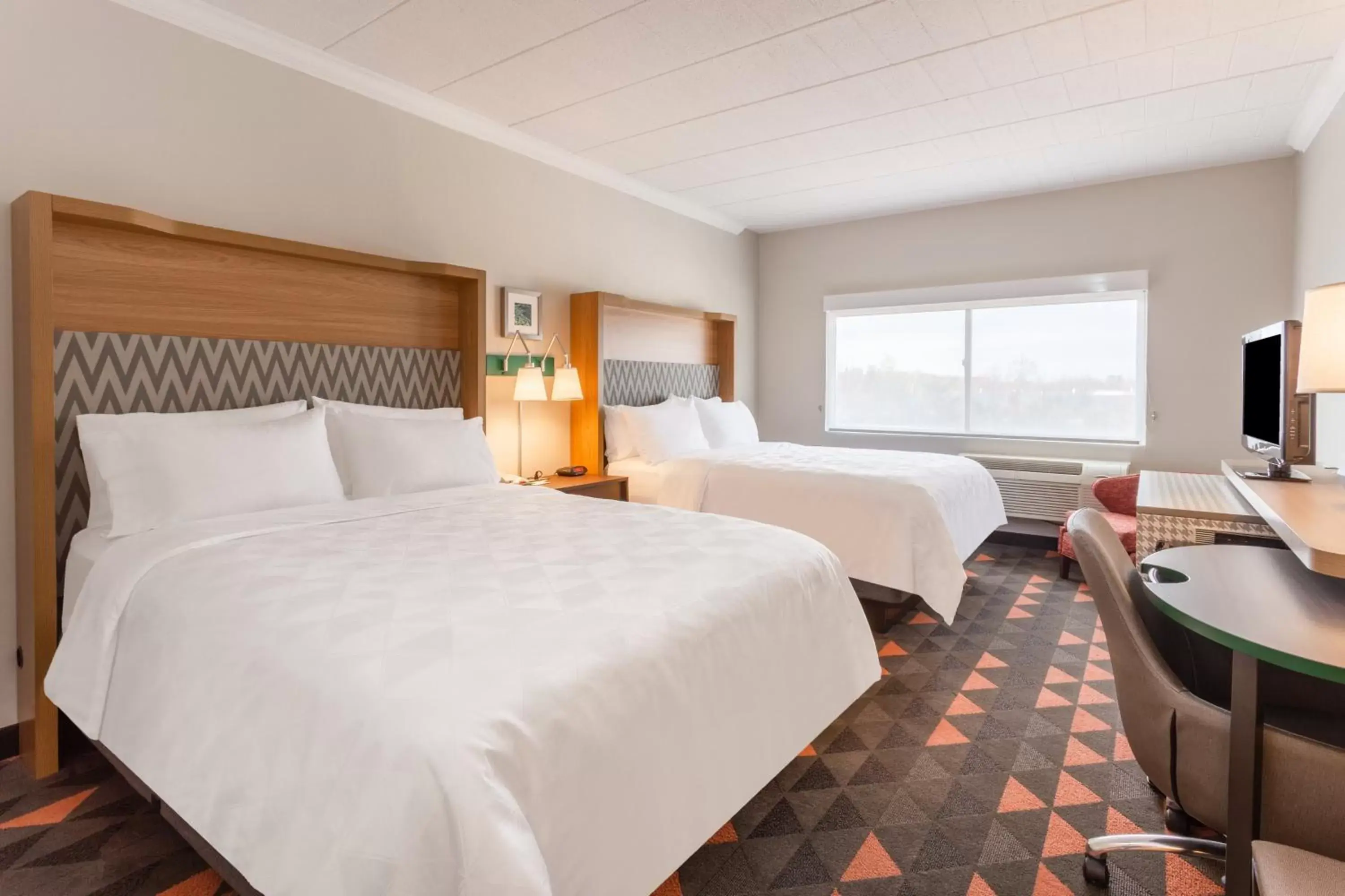 Photo of the whole room in Holiday Inn Philadelphia South-Swedesboro, an IHG Hotel