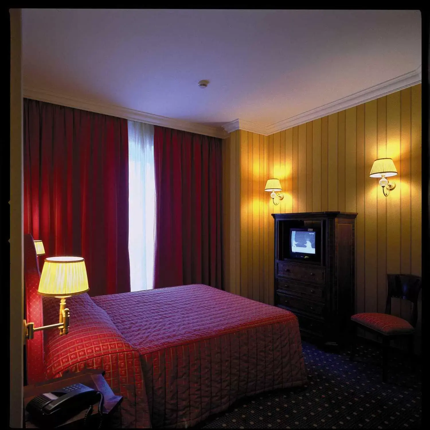 Photo of the whole room, Bed in Hotel Federico II