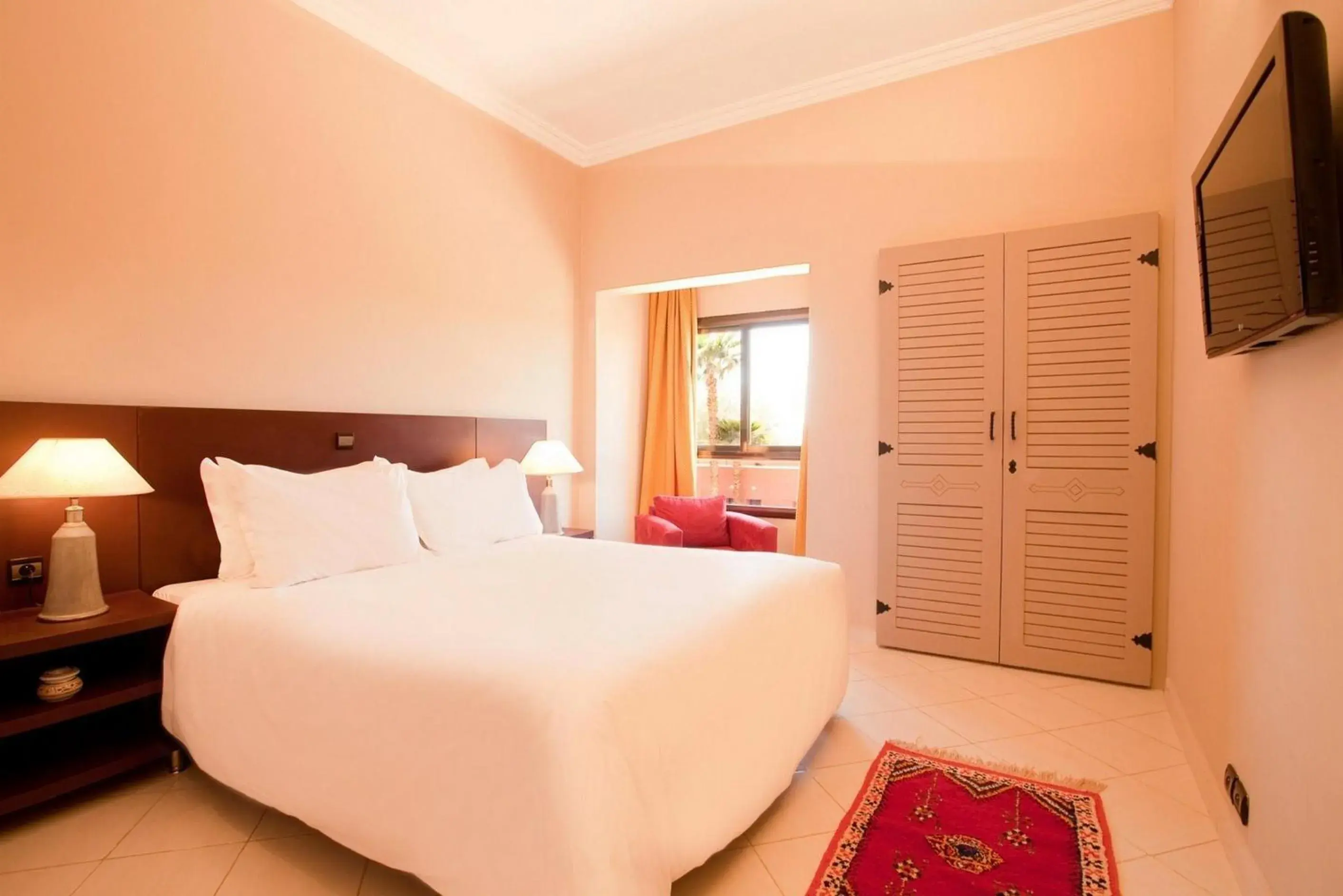 Photo of the whole room, Bed in Kenzi Azghor Hotel