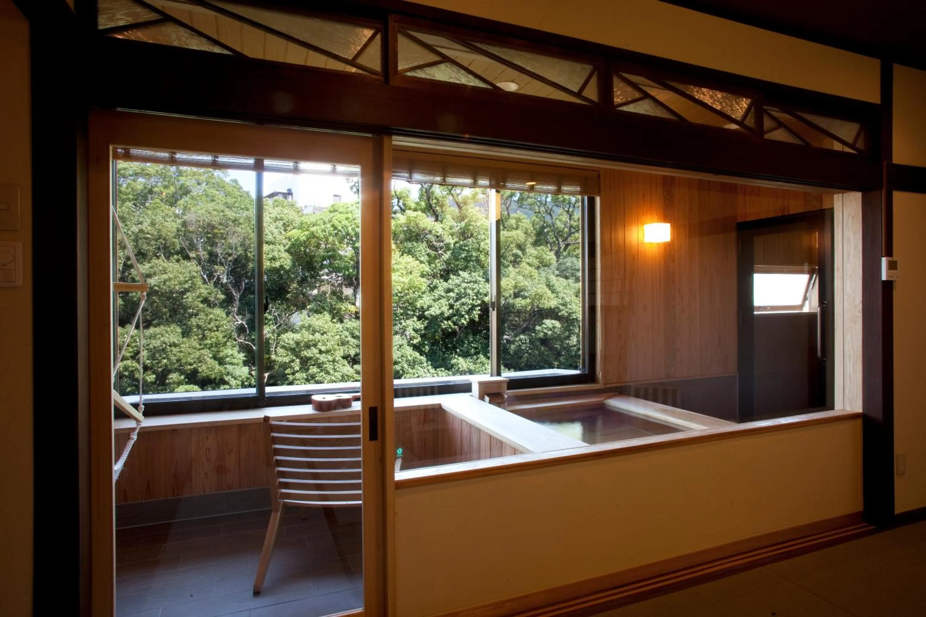 Hot Spring Bath in Ryokan Oomuraya