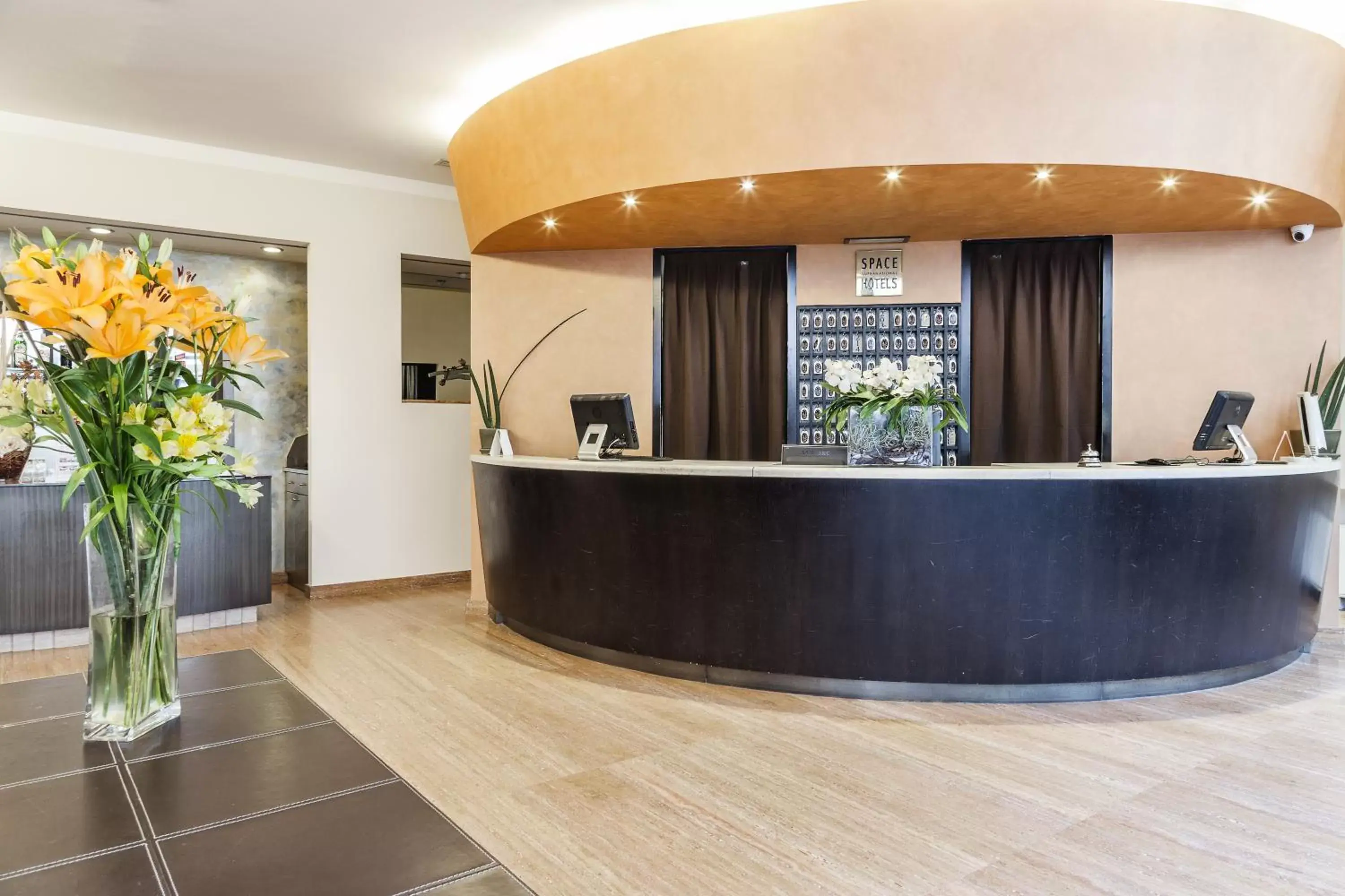 Lobby or reception in Hotel Des Etrangers Lobby or reception in Hotel Des Etrangers