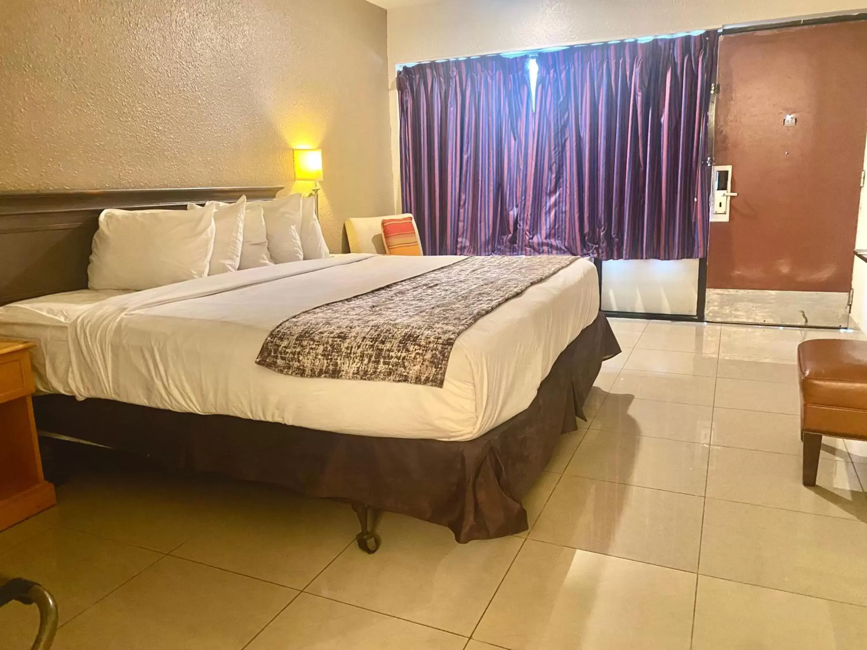 Handicap King Room in Garden Inn of Homestead Handicap King Room in Garden Inn of Homestead